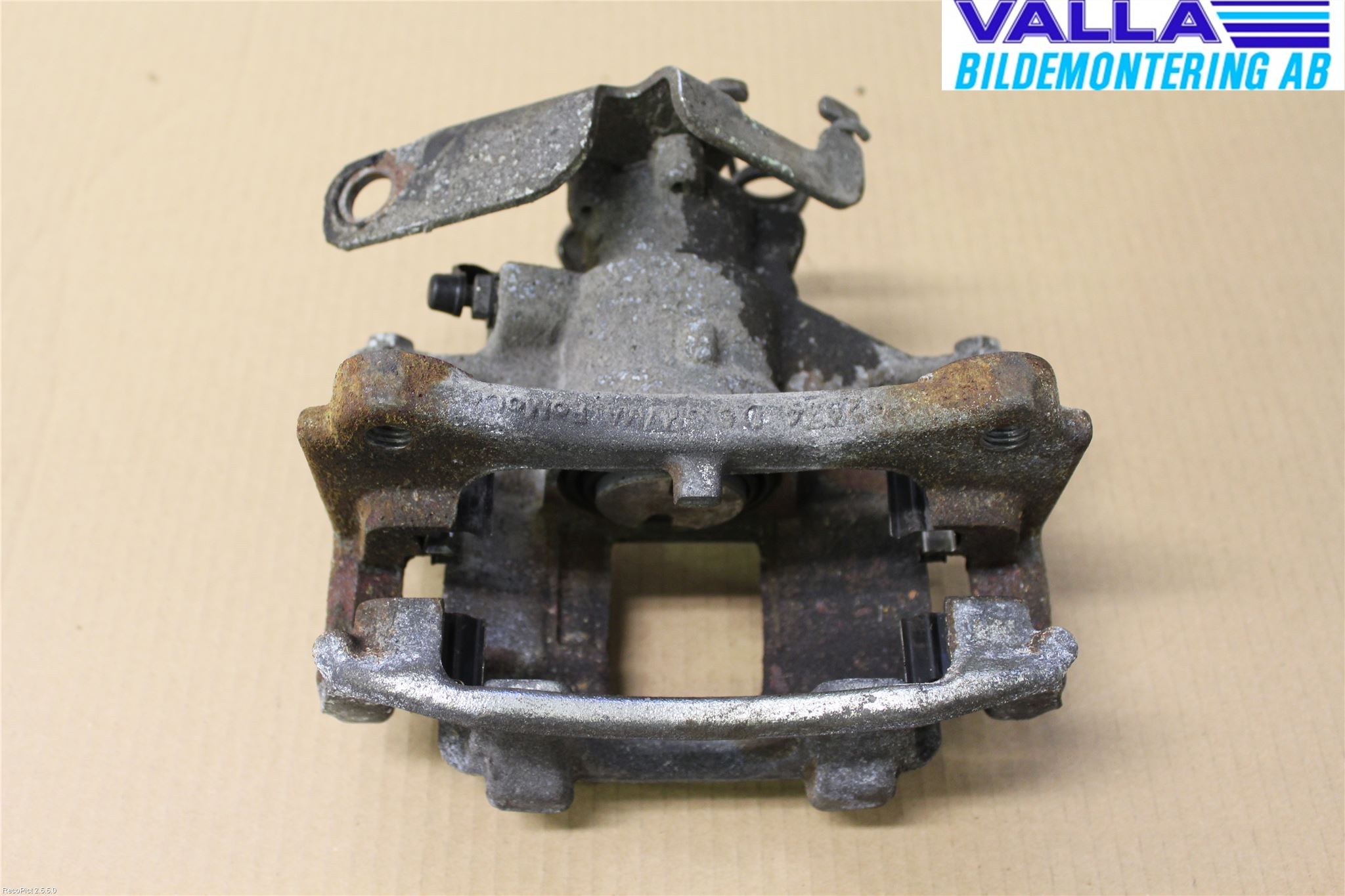 Ford TRANSIT SKÅP/BUSS 14-22 Bromsok Bak Höger