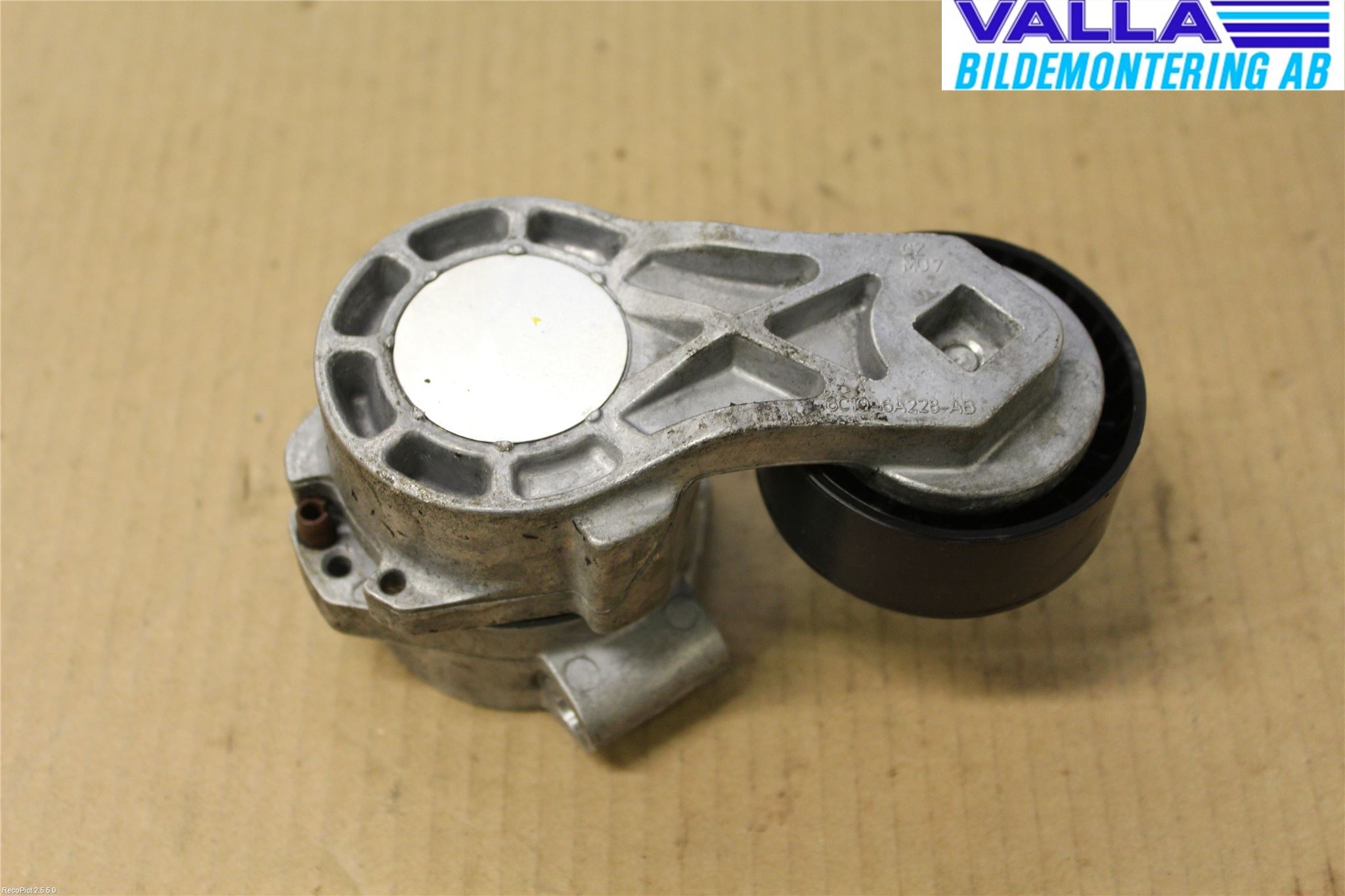 Ford TRANSIT SKÅP/BUSS 14-22 Remspännare