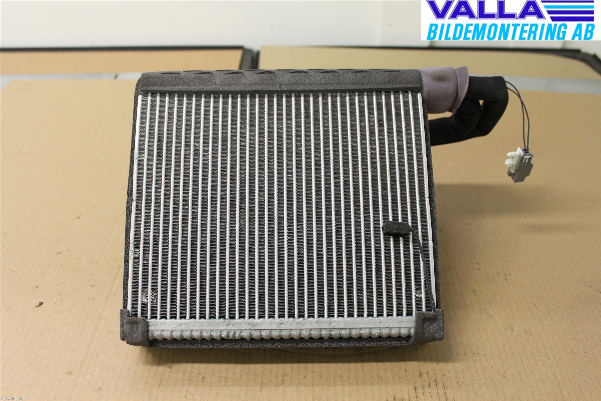 Ford TRANSIT SKÅP/BUSS 14-22 Ac Förångare