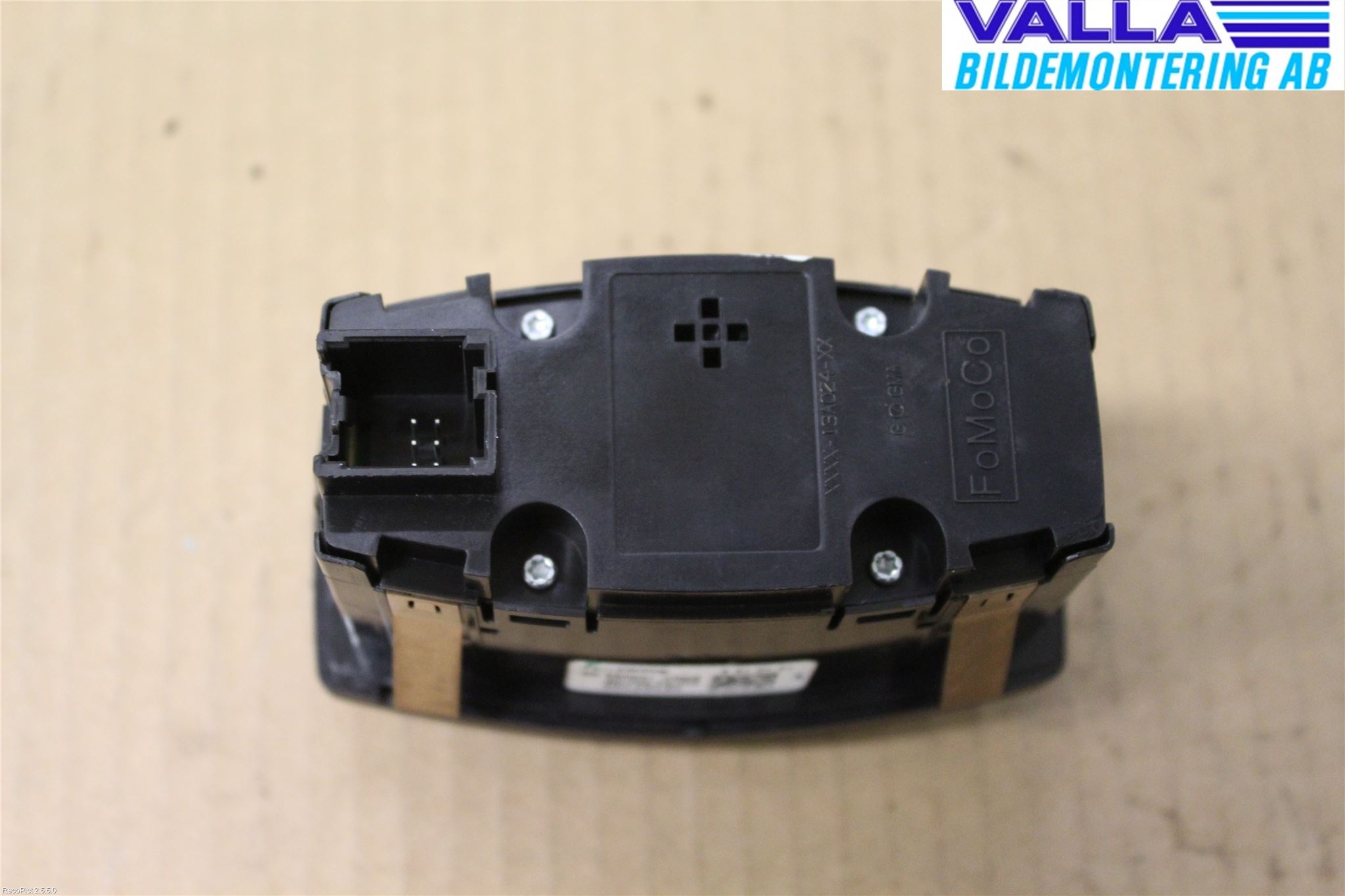 Ford TRANSIT SKÅP/BUSS 14-22 Strömställare Ljus