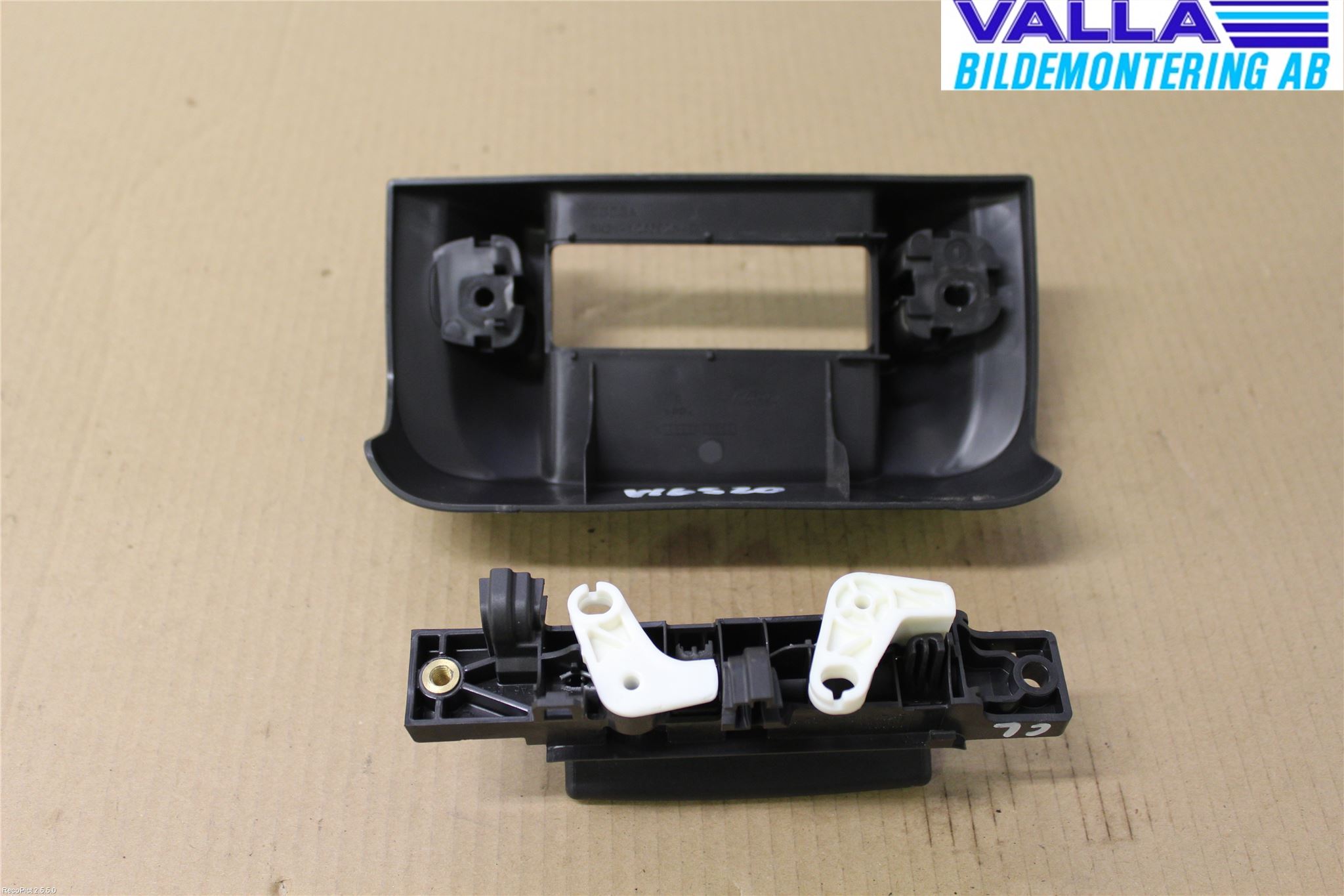 Ford TRANSIT SKÅP/BUSS 14-22 Dörrhandtag Inre Hö