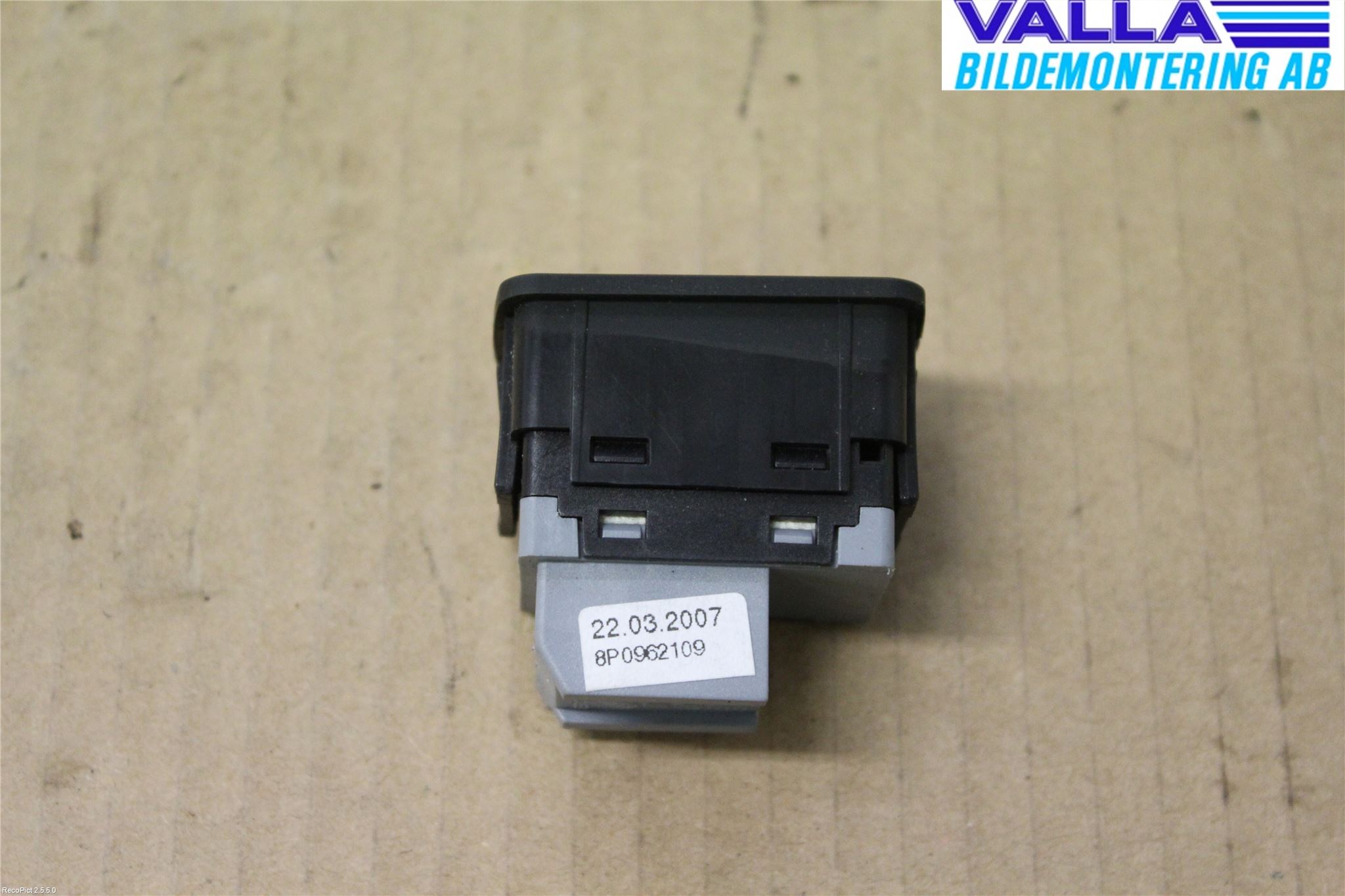 Volvo 940 91-98 Strömställare Fram