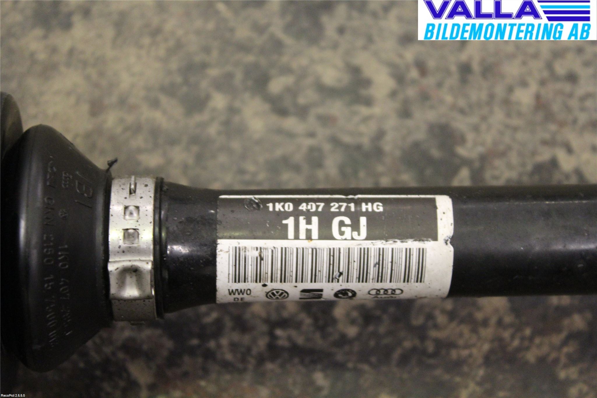 Audi A3/S3     04-05 Drivaxel Fram Vänster