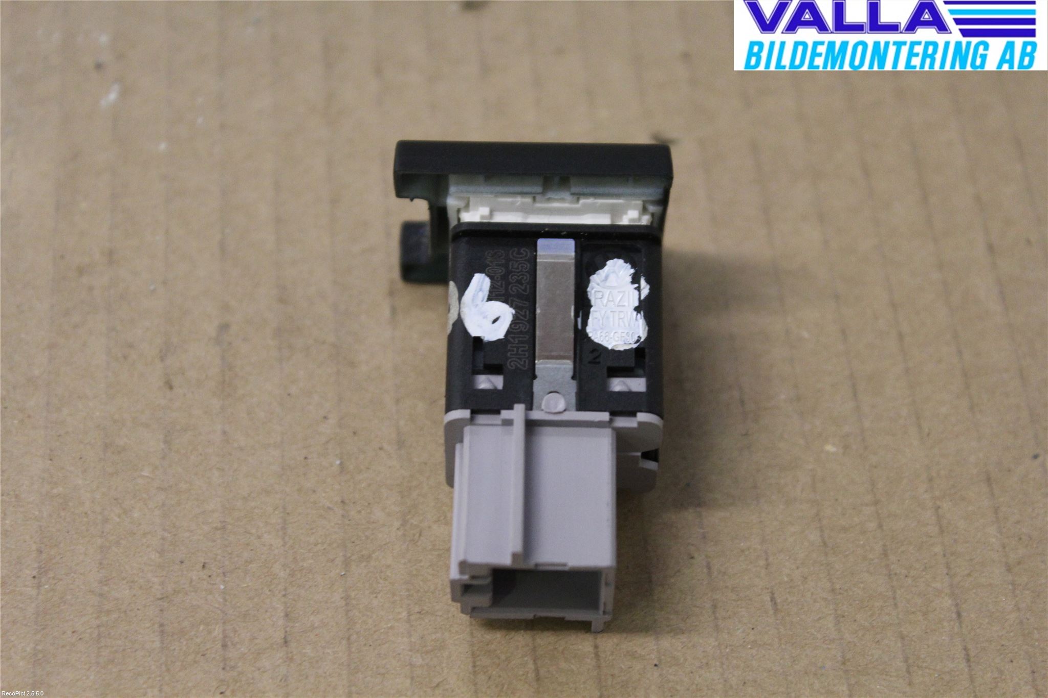 Volkswagen VW AMAROK 2H 10-22 Strömställare Växellåda