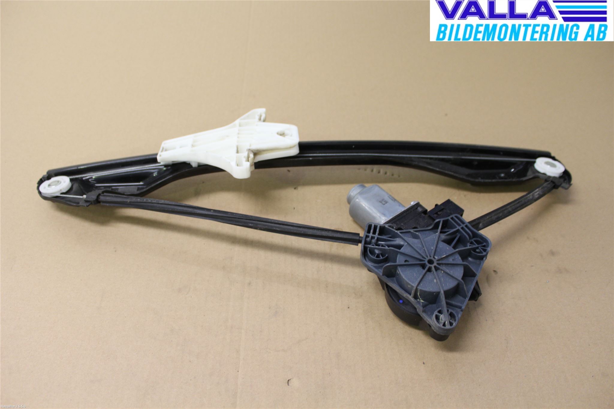Volkswagen VW AMAROK 2H 10-22 Fönsterhiss El Kompl