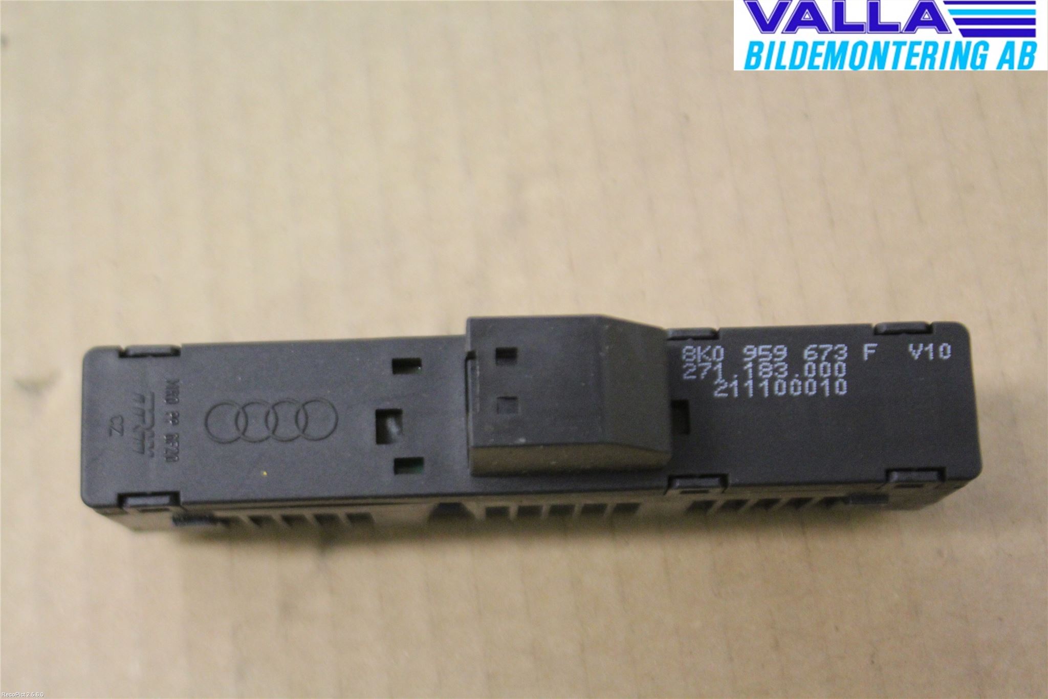 Audi A4/S4 08-11 Strömställare Antisladd