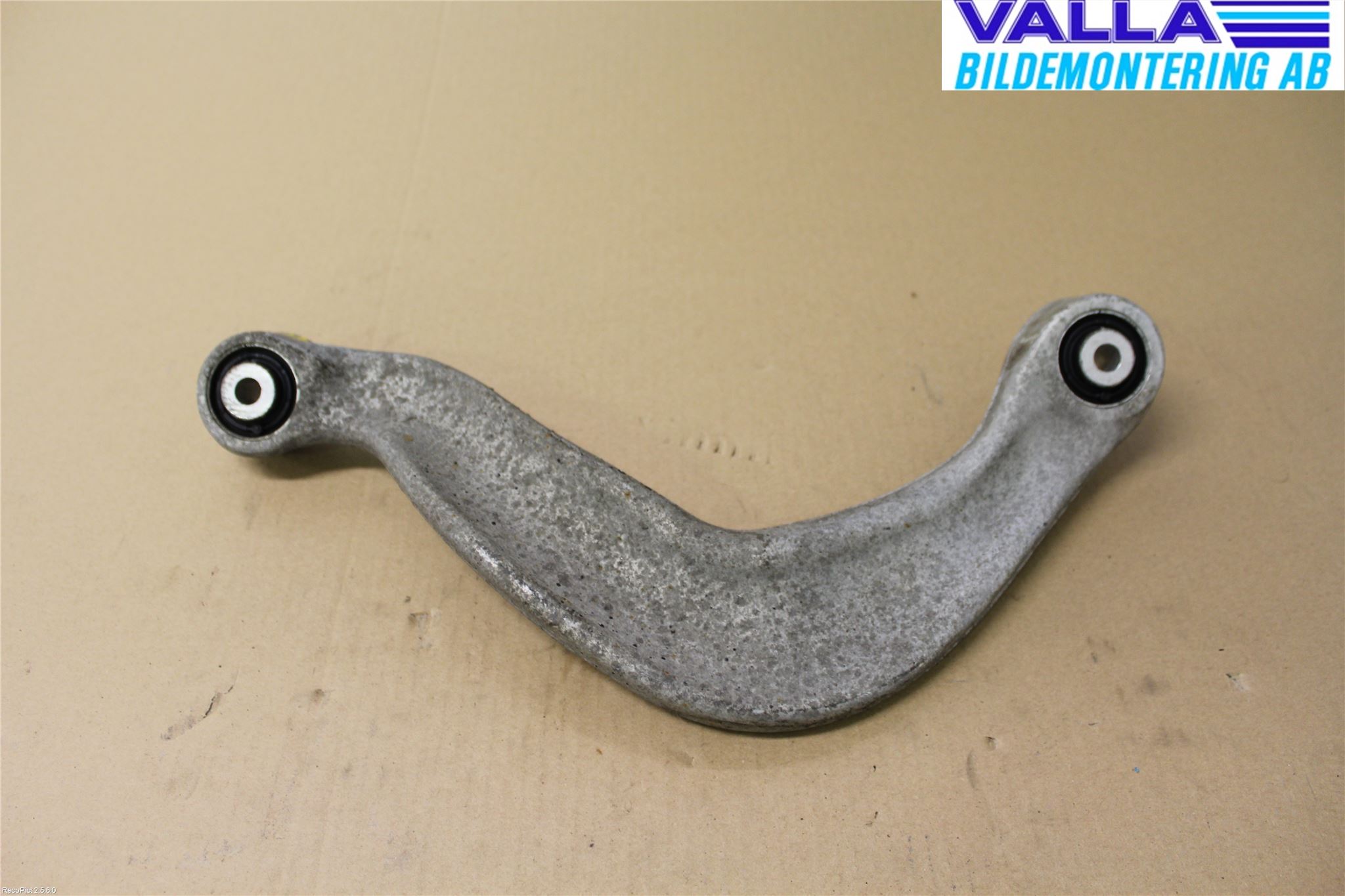 Audi A4/S4 08-11 Bärarm Bak Övre Vänster