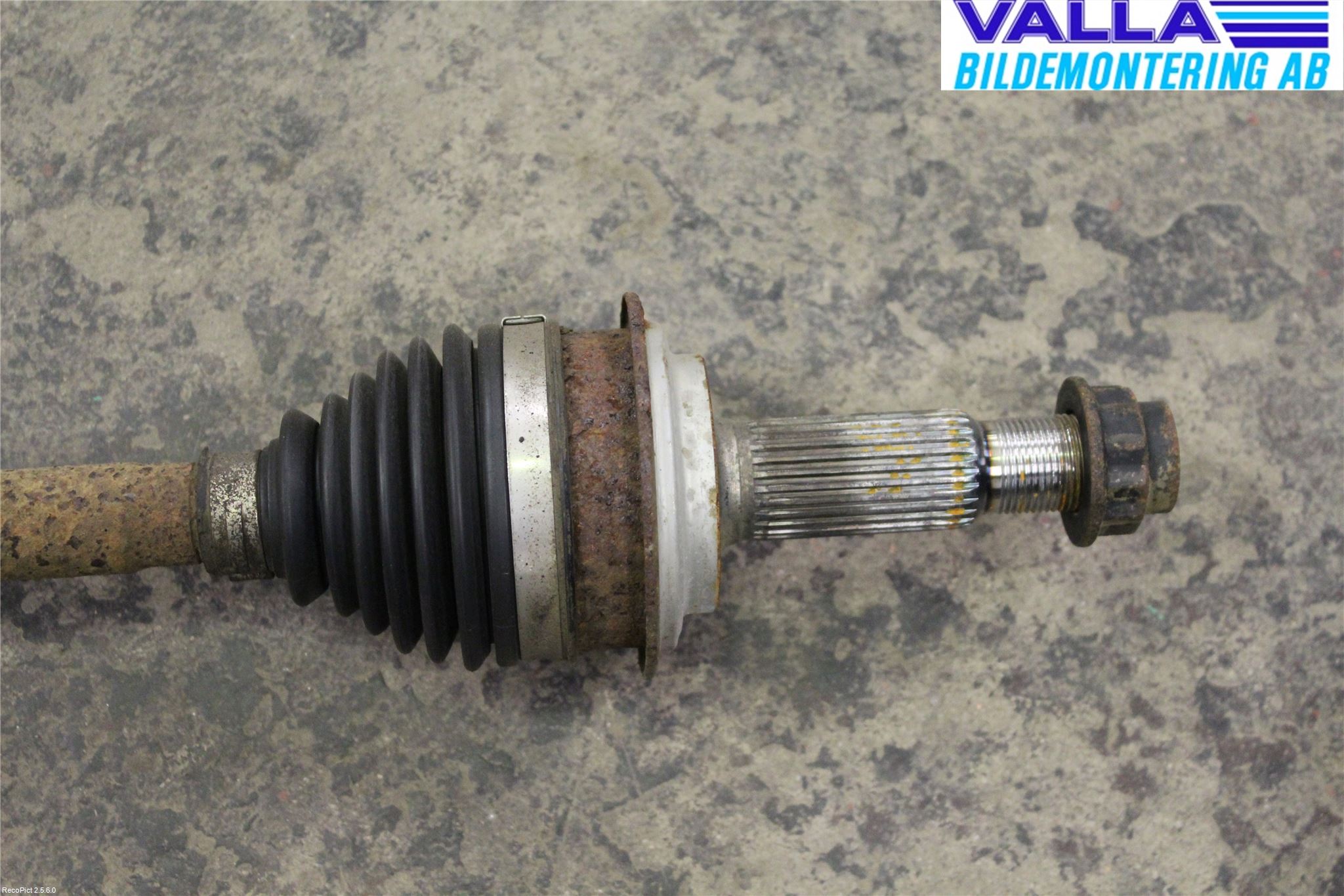 Toyota YARIS XP90 06-11 Drivaxel Fram Höger