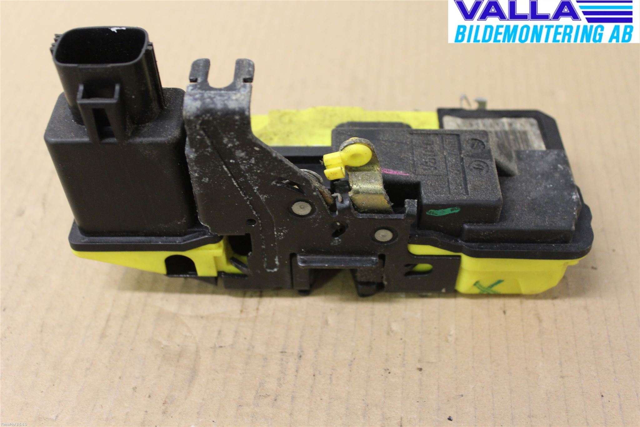 Volvo S80 99-03 Låskista-Dörrlås