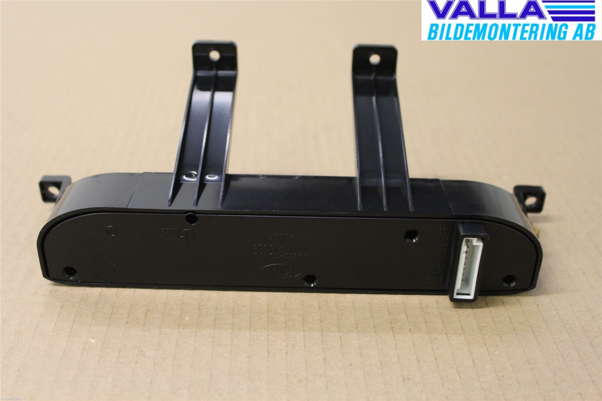 Kia CARENS II 07-12 Instrument Klocka