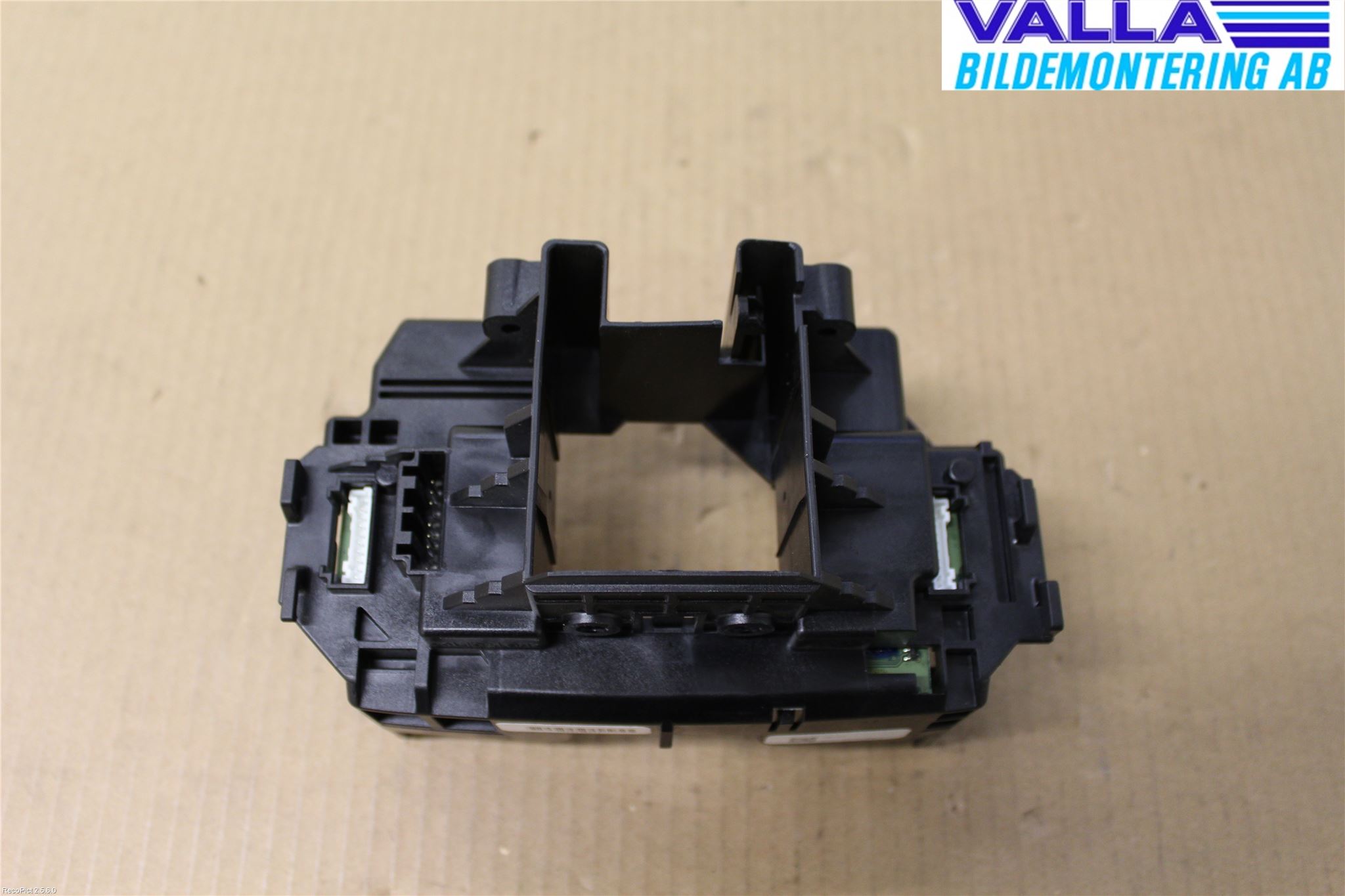 Volvo S60 11-13 Spak Konsoll-Fäste