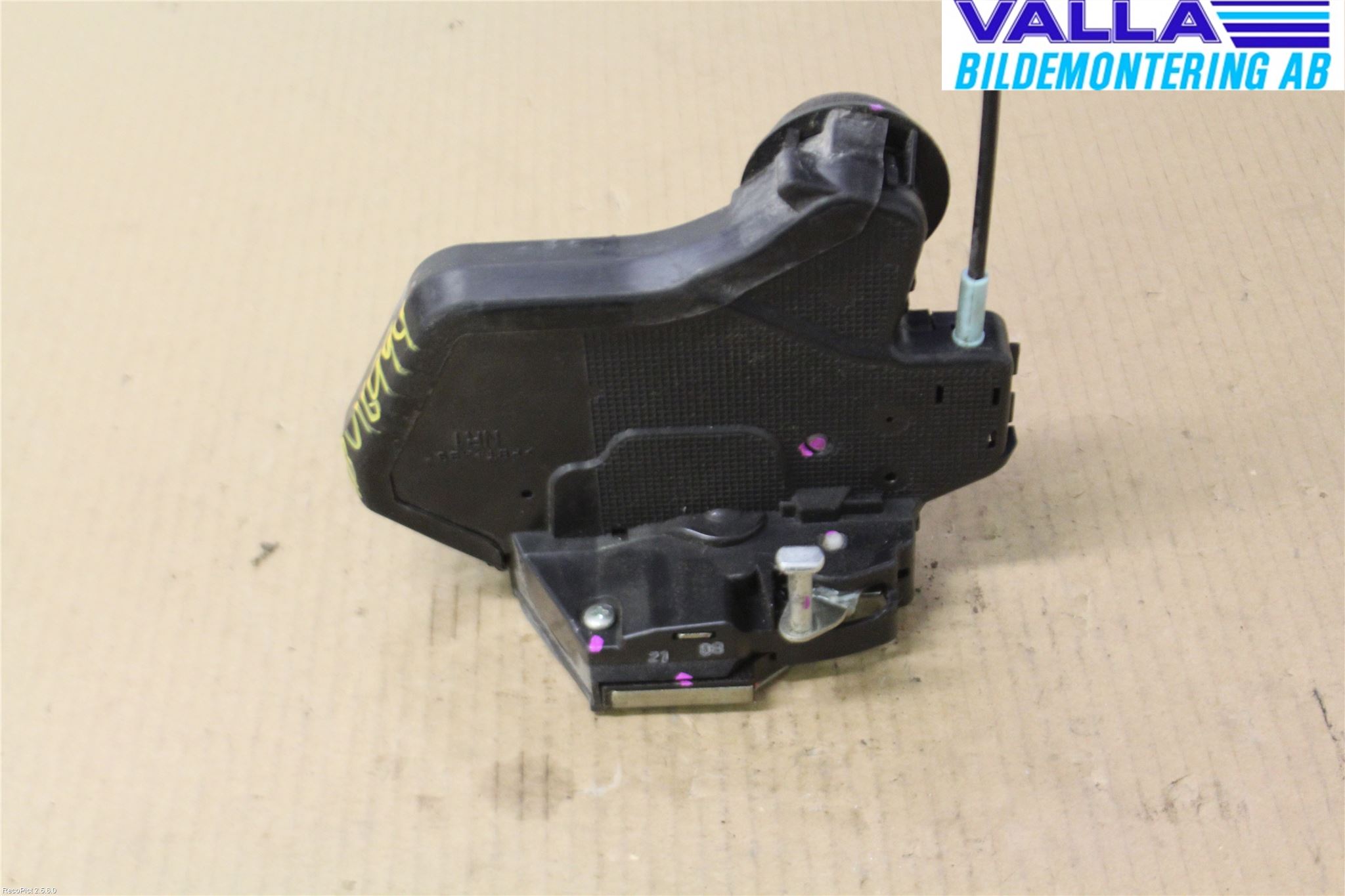 Toyota HILUX 05-16 Låskista-Dörrlås