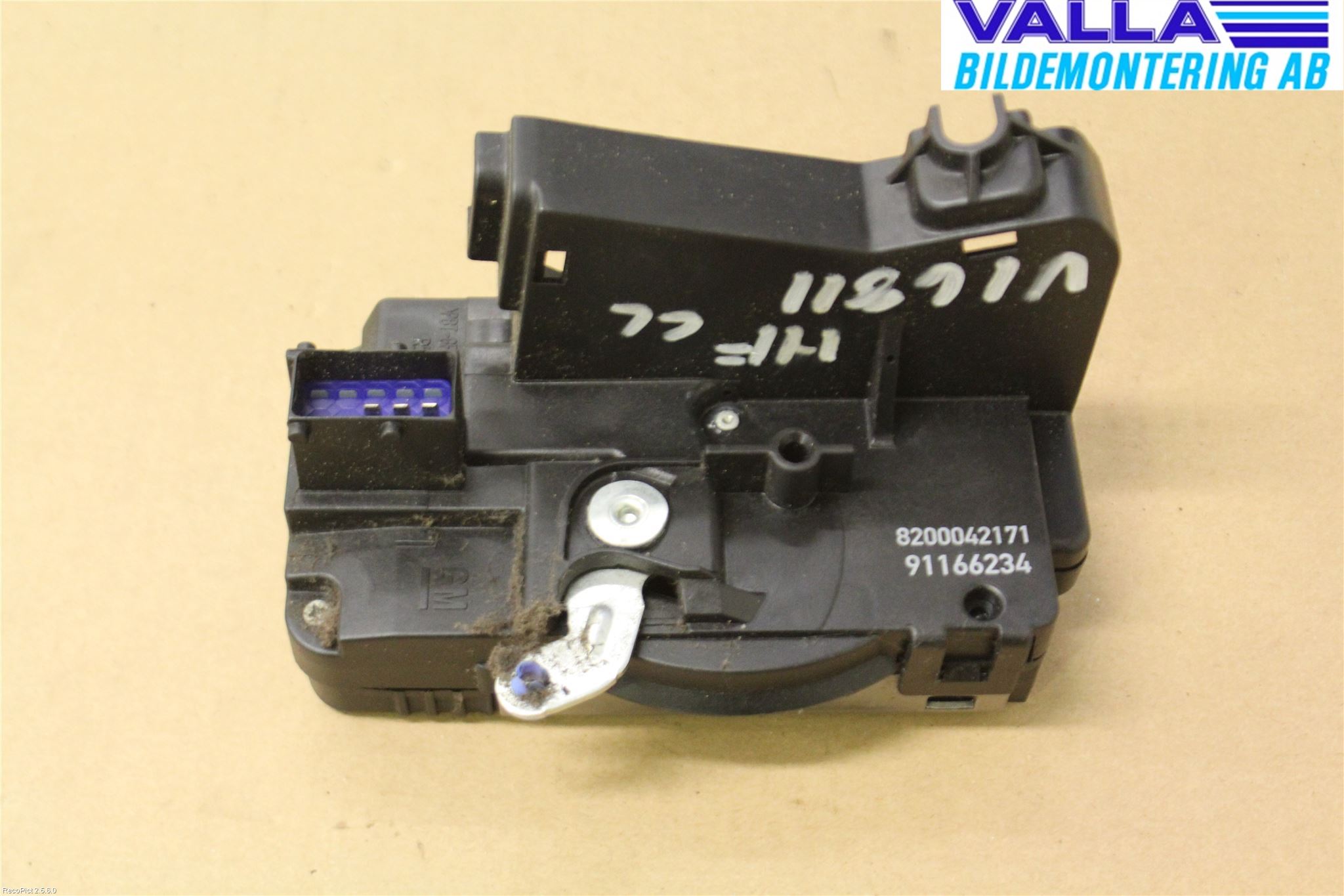 Opel VIVARO 01-14 Låskista-Dörrlås