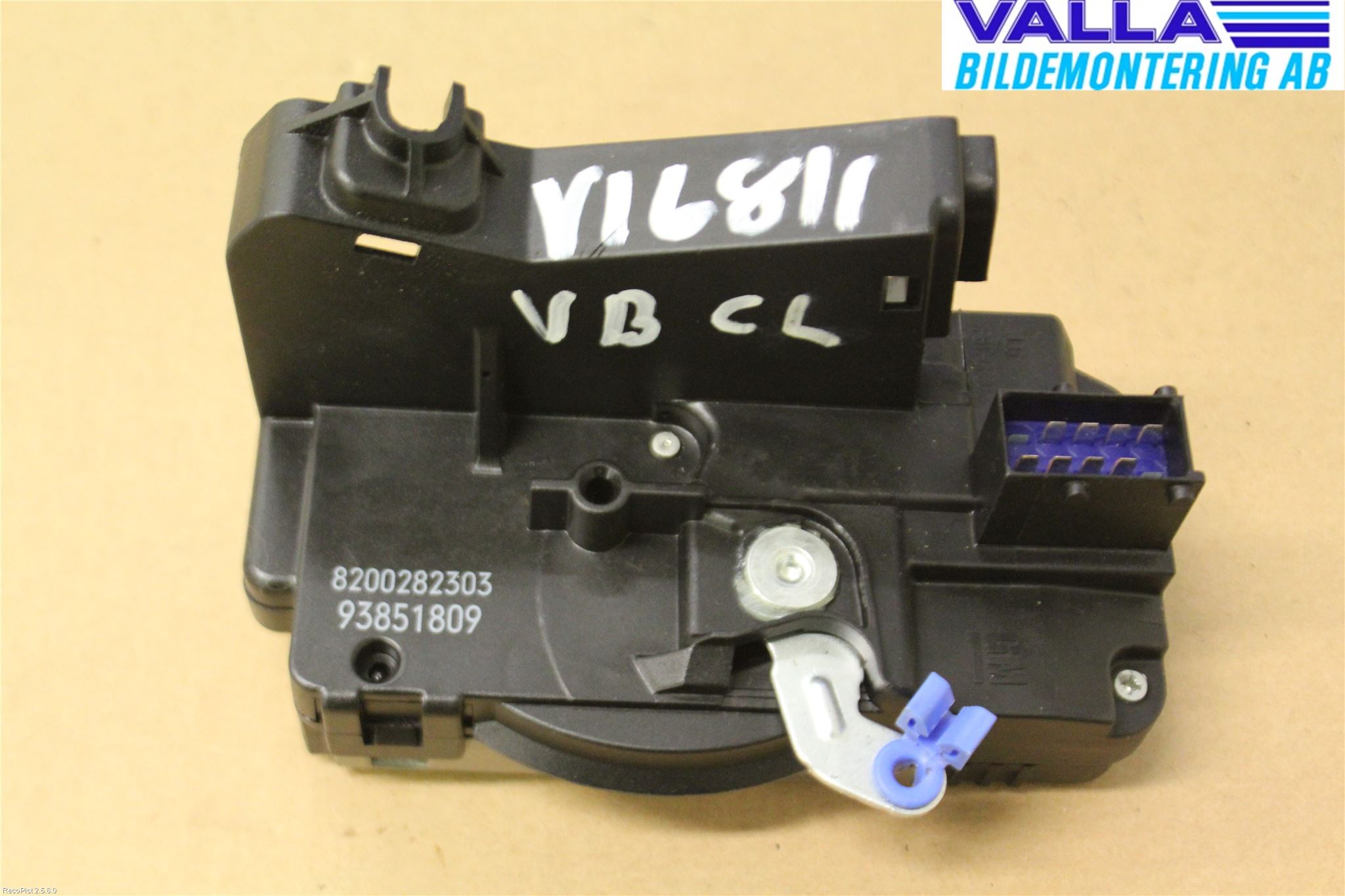 Opel VIVARO 01-14 Låskista-Dörrlås