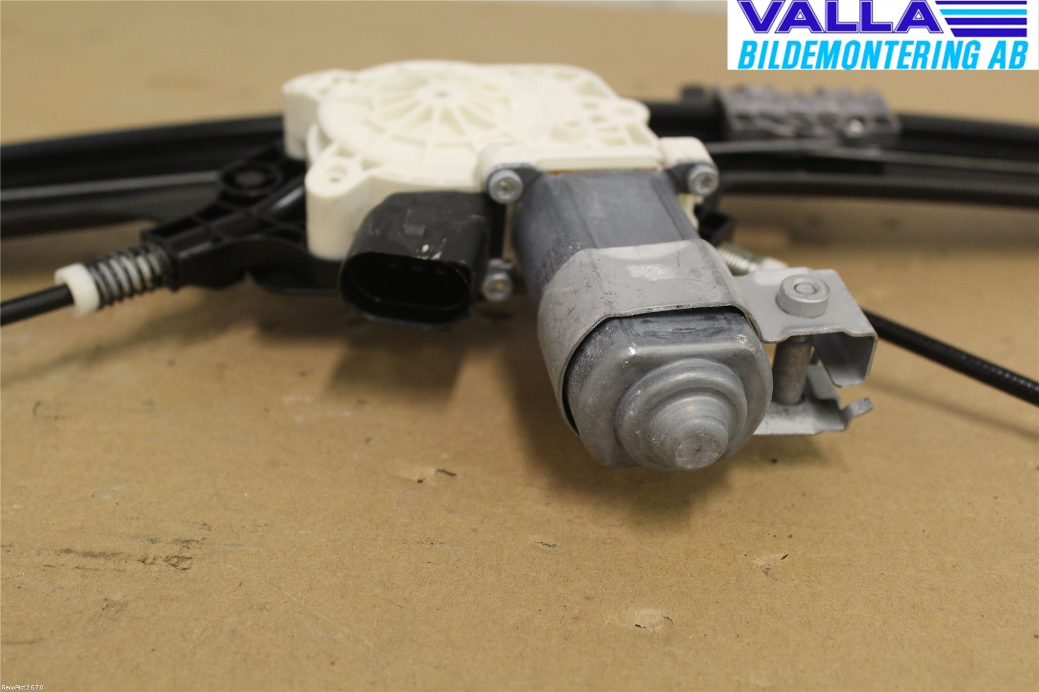 BMW 5 E60/61 Sed/Tou 02-10 Fönsterhiss El Kompl