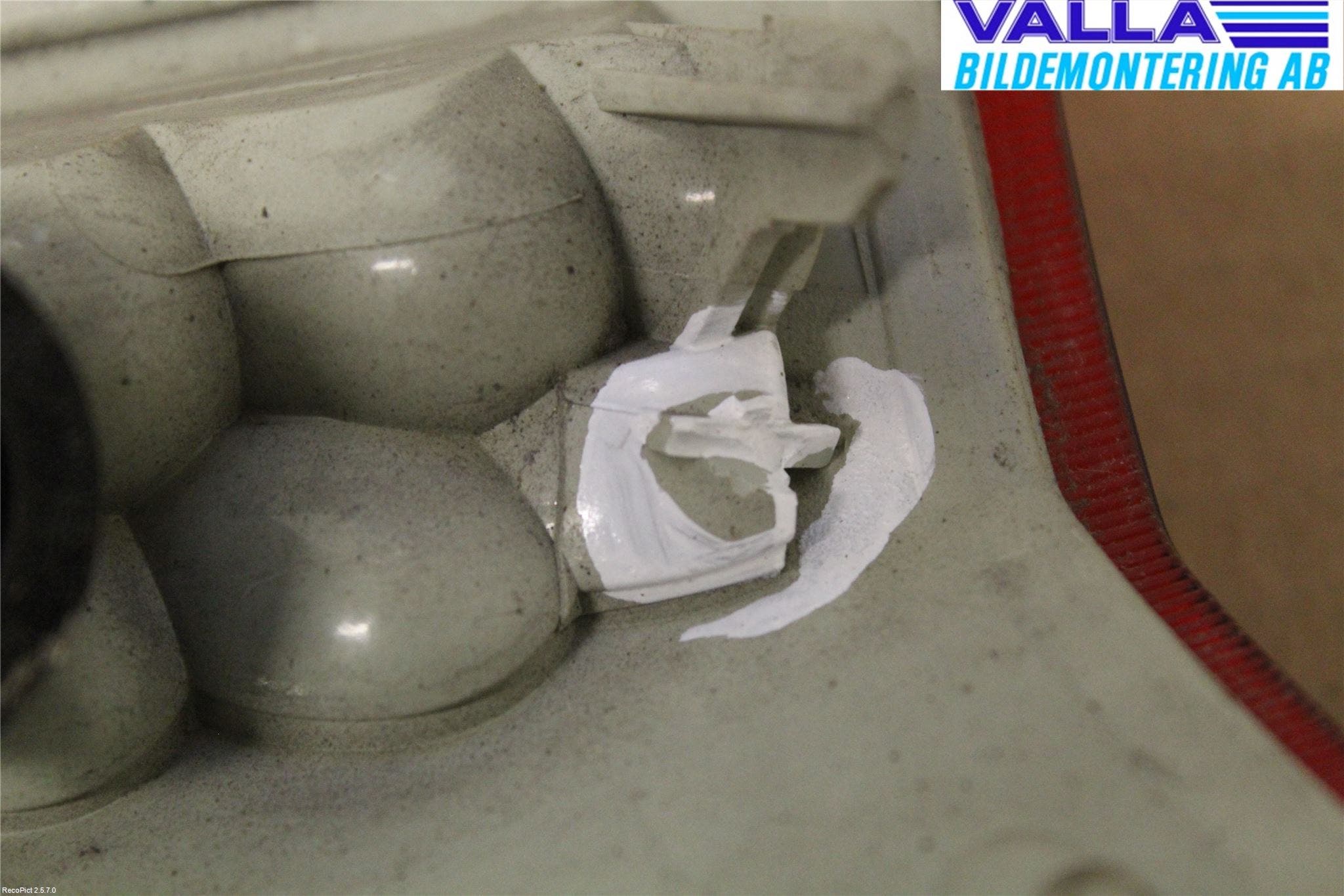 Volvo V70 08-13 Bakljus Lucka Vä