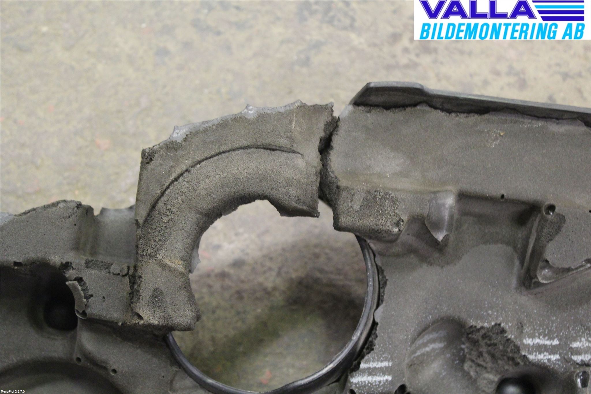 Volvo V70 08-13 Motorkåpa