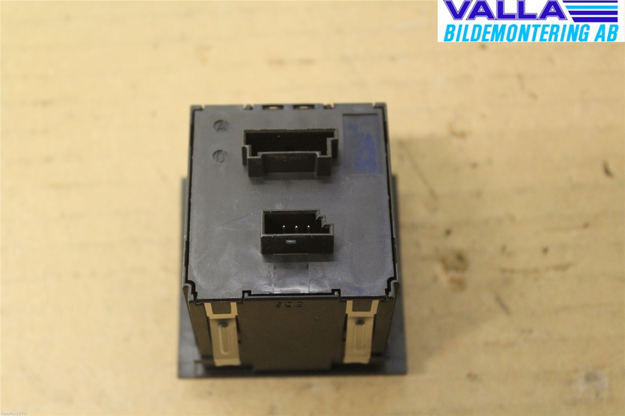 BMW 3 E92/93 Coupé/Cab 05-14 Strömställare Varnings