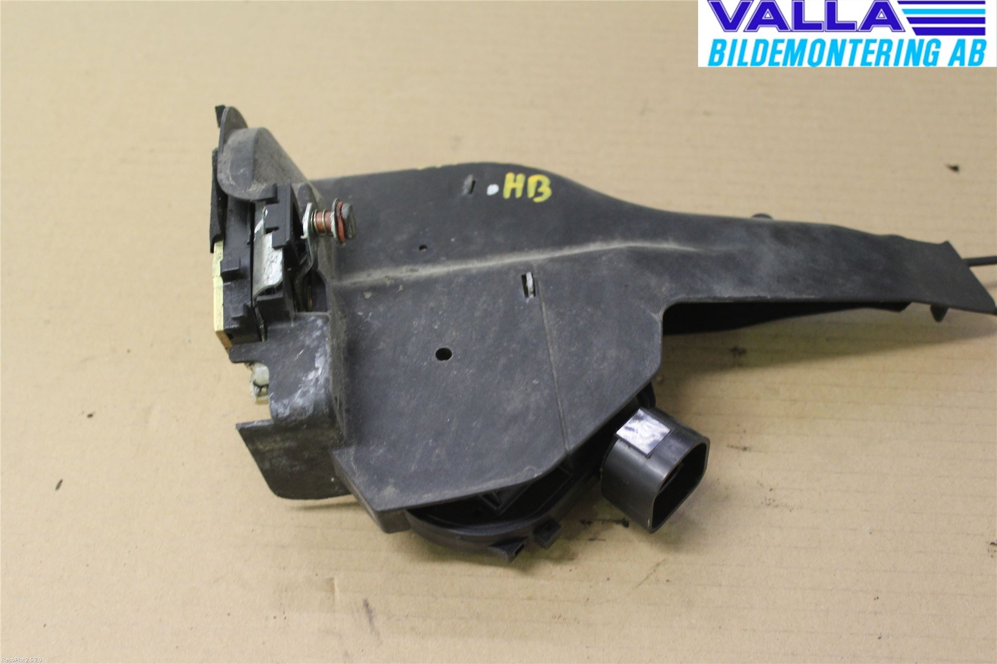 Toyota RAV 4 00-06 Låskista-Dörrlås