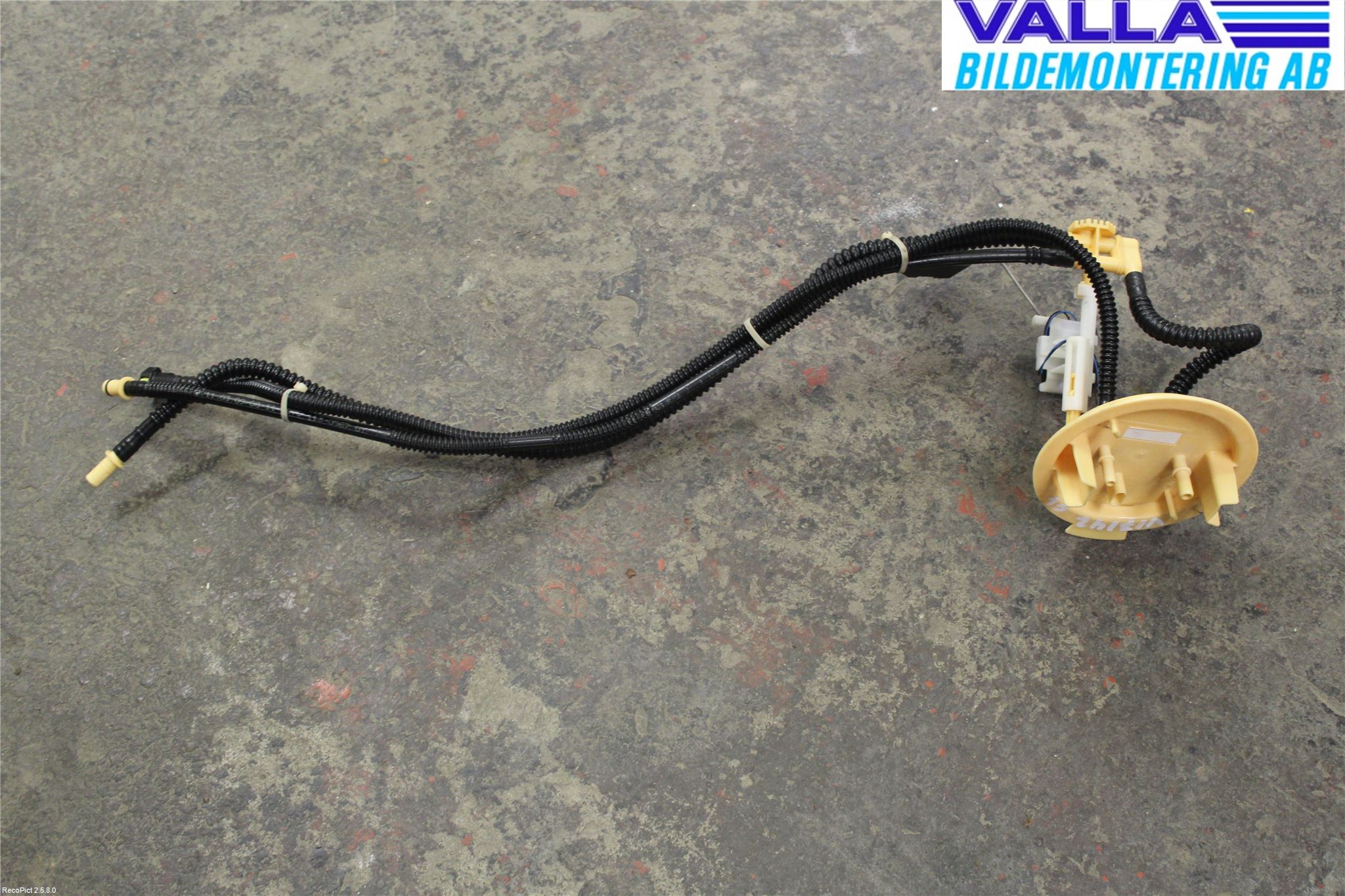 Mercedes-Benz MB E-KLASS (W212) 09-16 Givare Tank