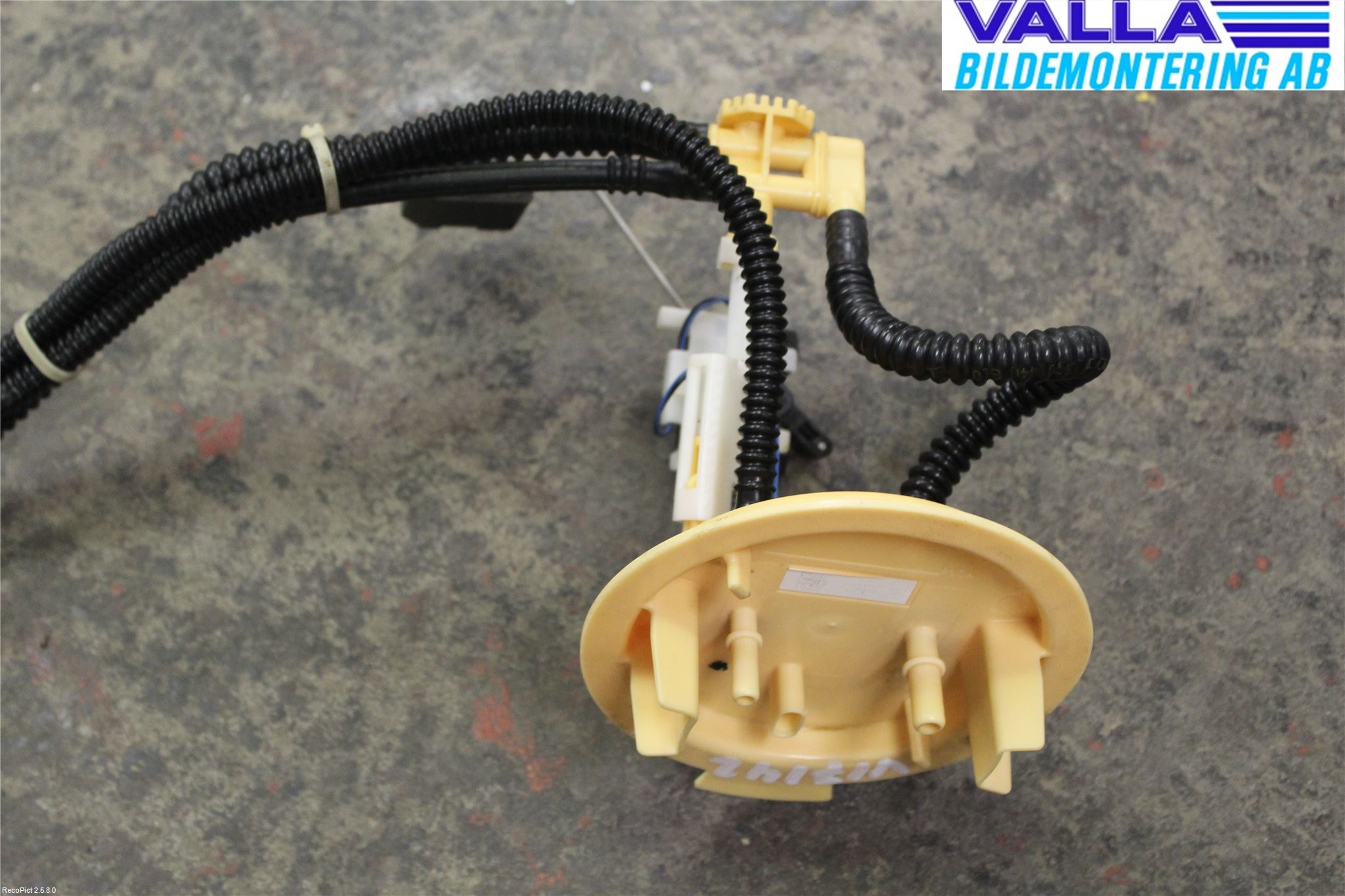 Mercedes-Benz MB E-KLASS (W212) 09-16 Givare Tank
