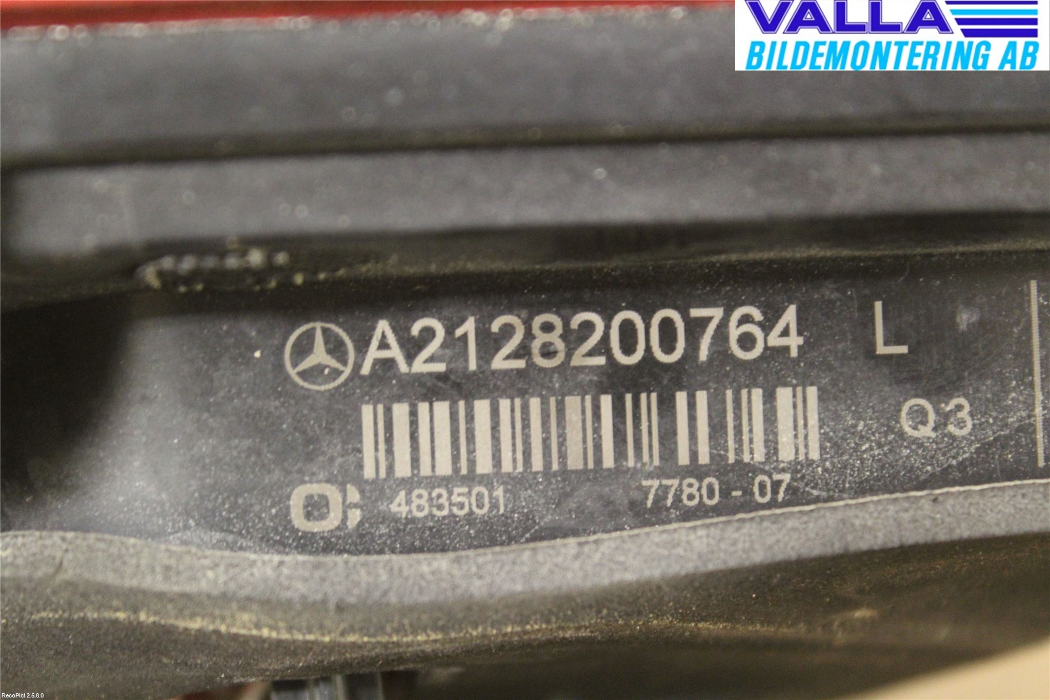 Mercedes-Benz MB E-KLASS (W212) 09-16 Bakljus Lucka Vä