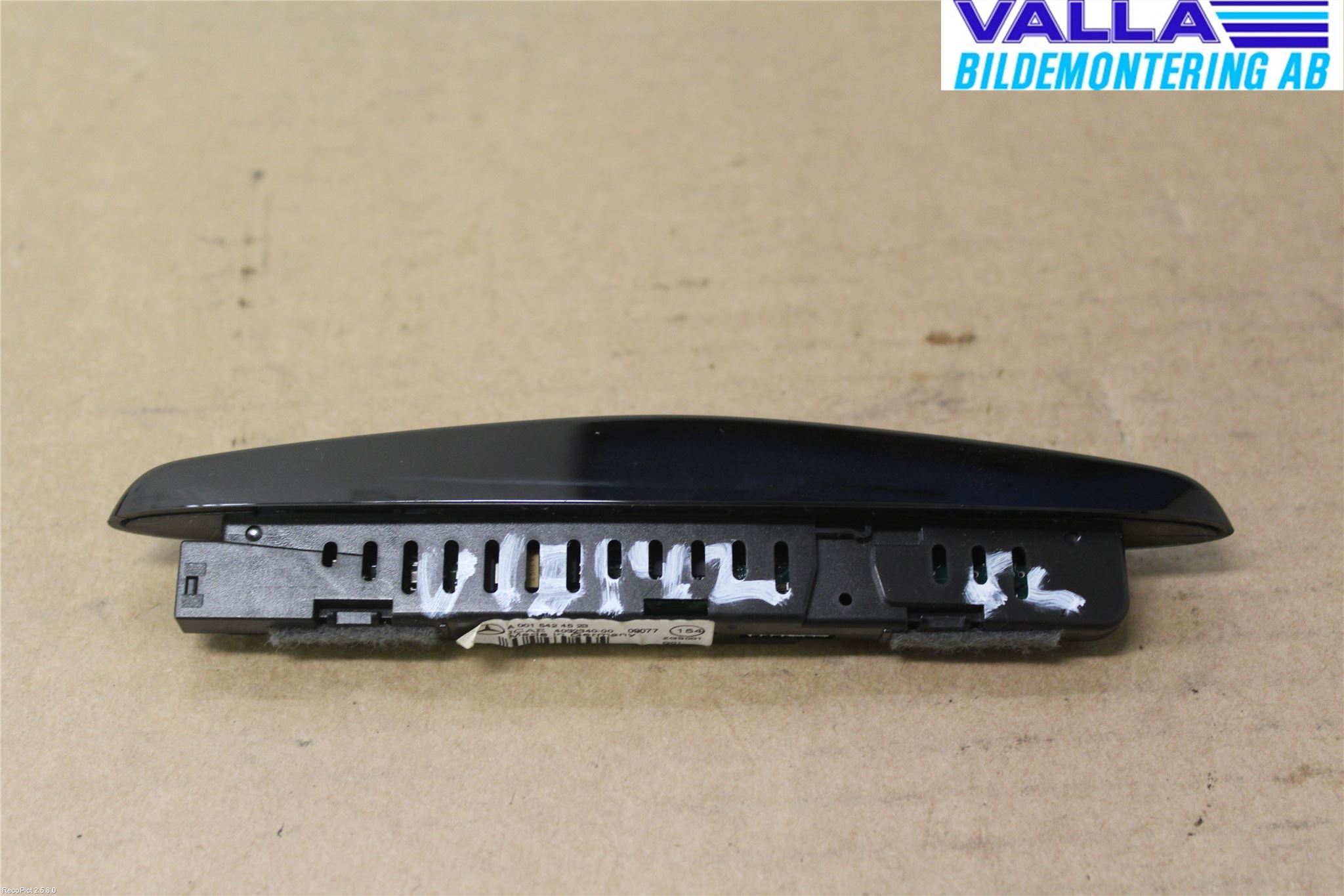 Mercedes-Benz MB E-KLASS (W212) 09-16 Parkeringshjälp Backsensor