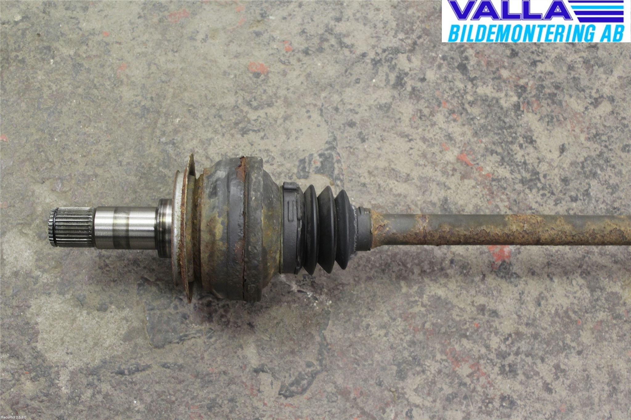 Mercedes-Benz MB E-KLASS (W212) 09-16 Drivaxel Bak Höger