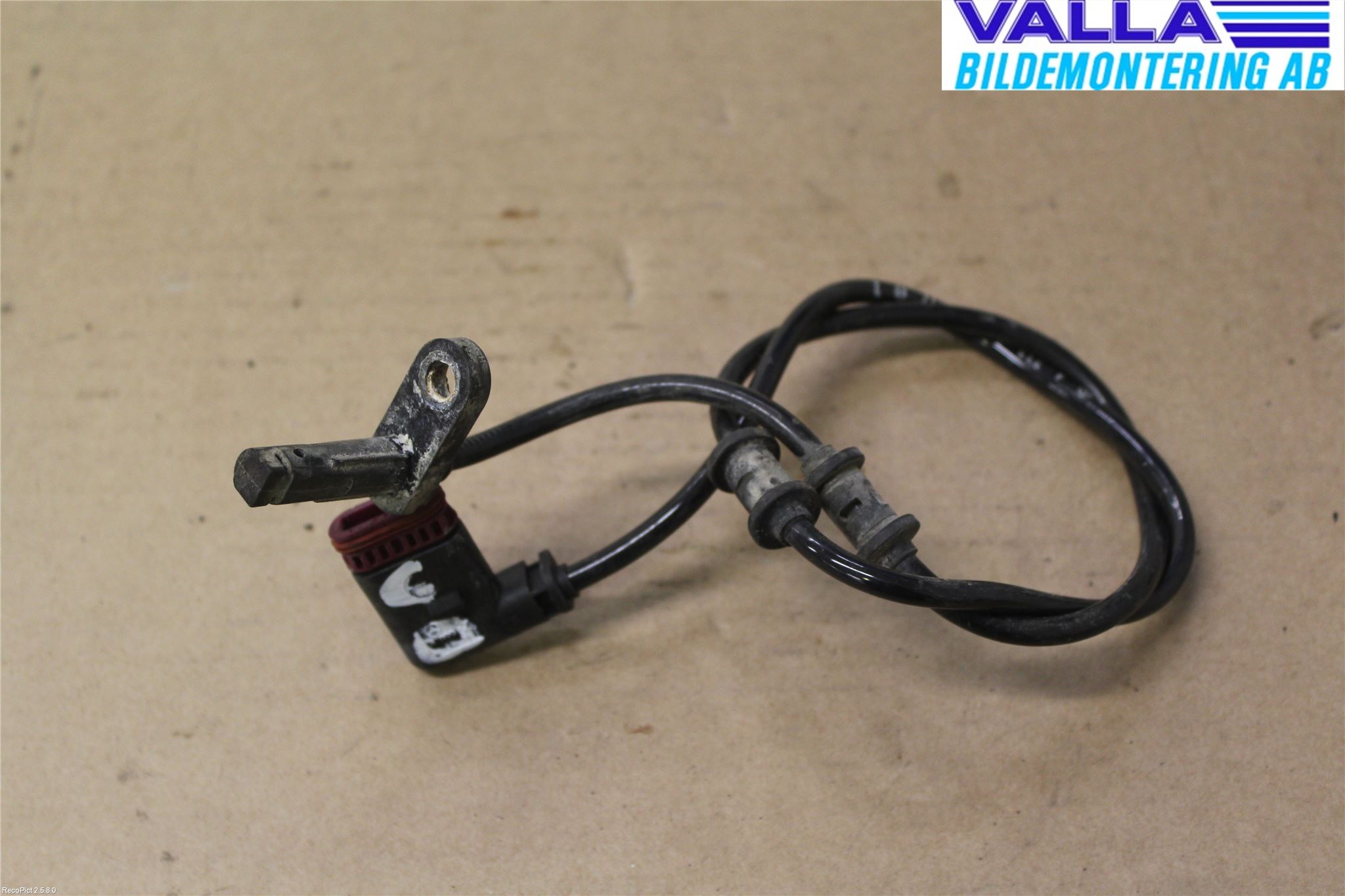 Mercedes-Benz MB E-KLASS (W212) 09-16 Abs Sensor