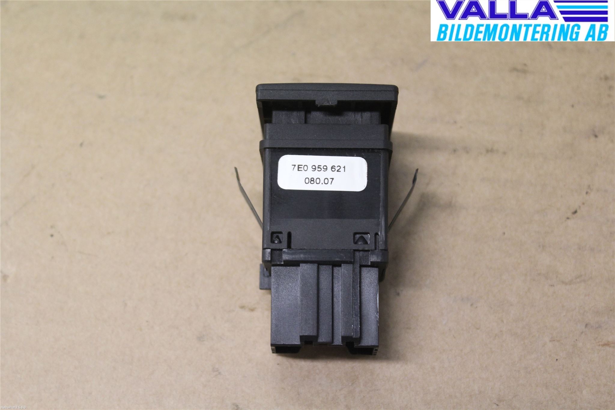 Volkswagen VW TRANSP/CARAVELLE (T5) 04-15 Strömställare Elruta