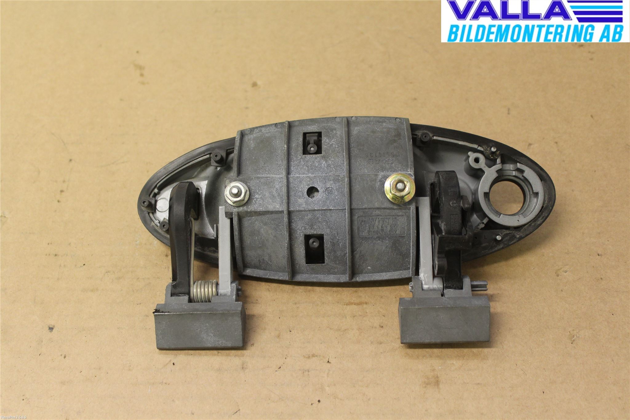 Saab 9-5     06-10 Dörrhandtag Yttre Vä