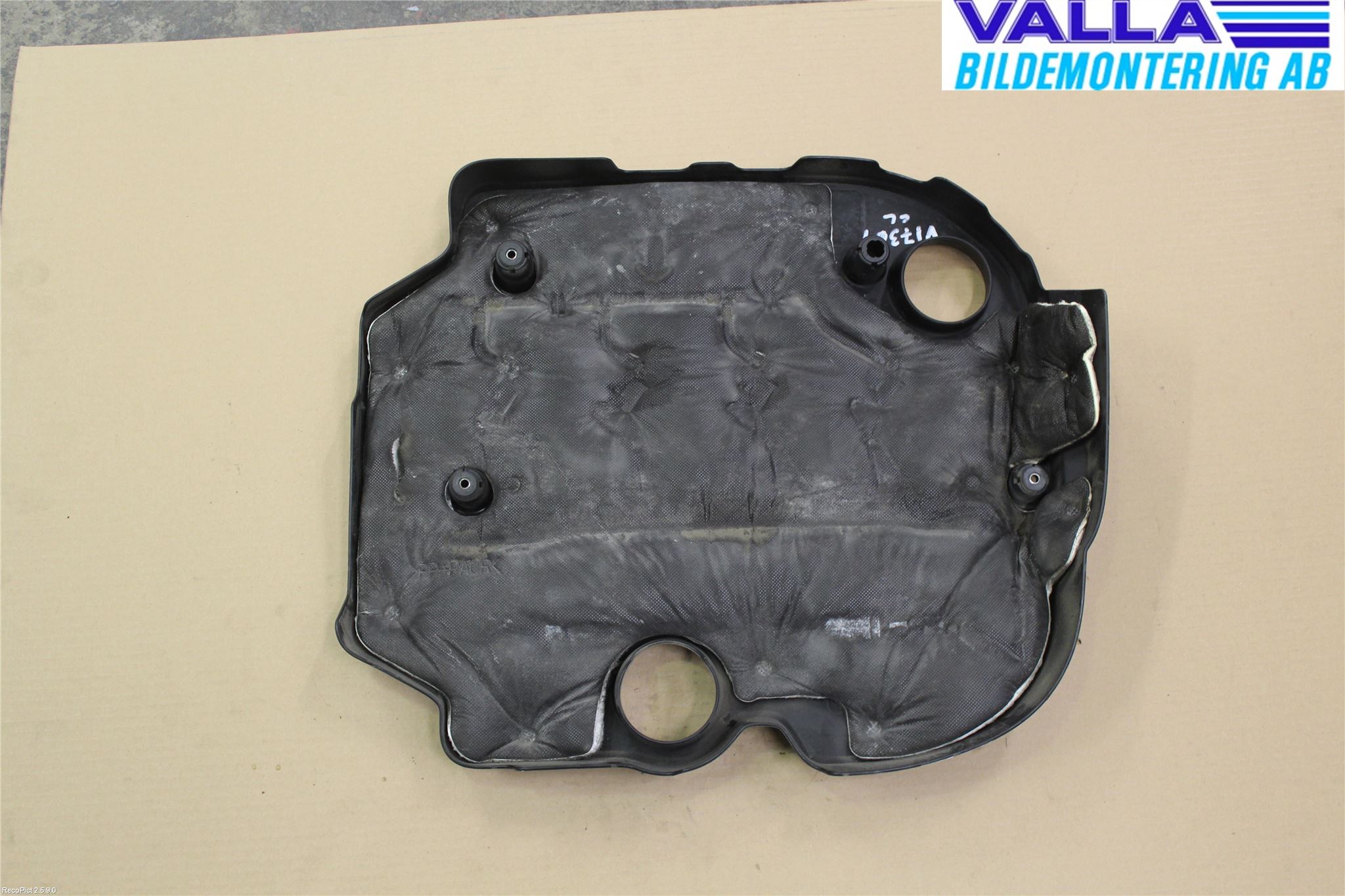 Mazda 6 08-13 Motorkåpa