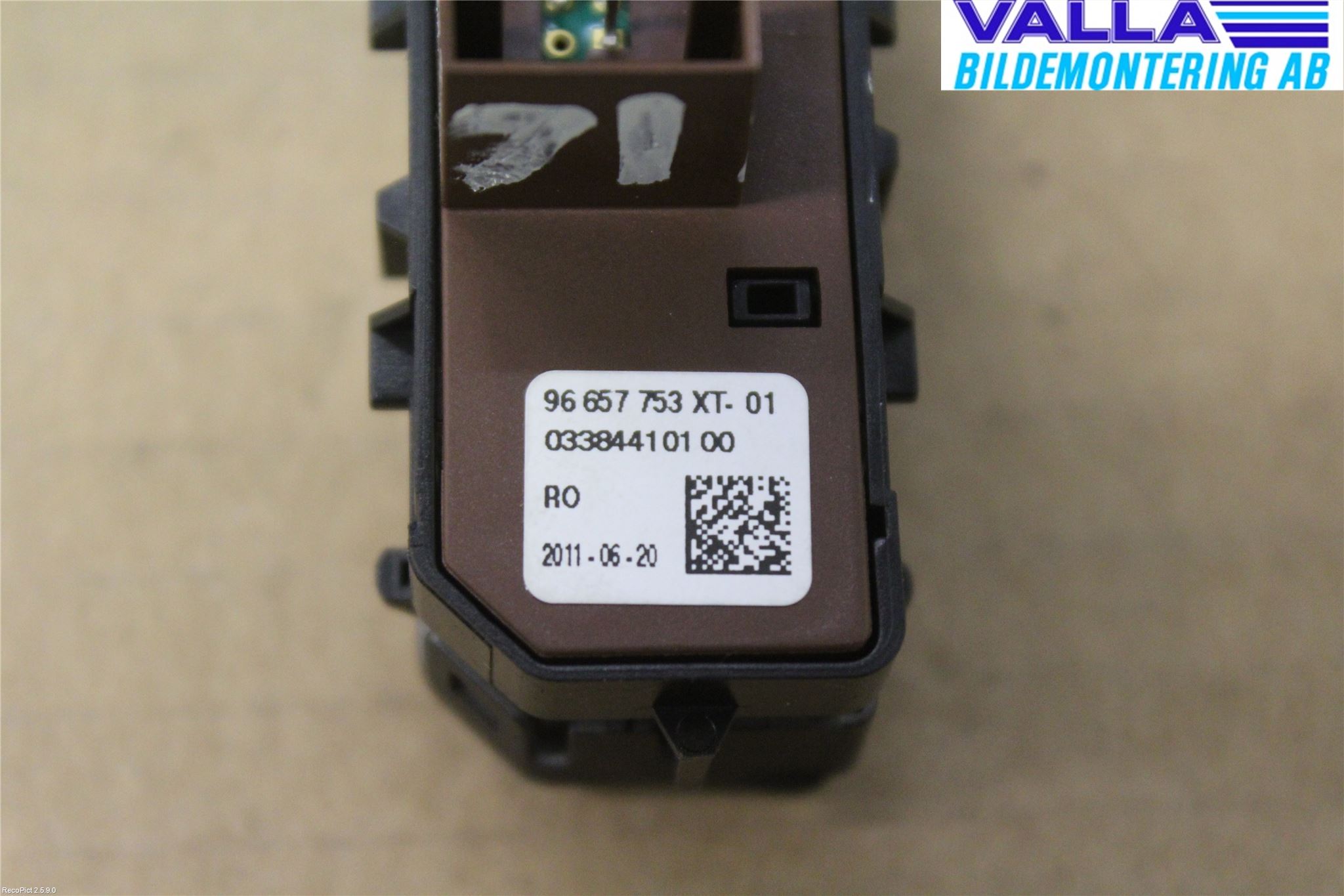 Peugeot 508 11-18 Strömställare Baklucka