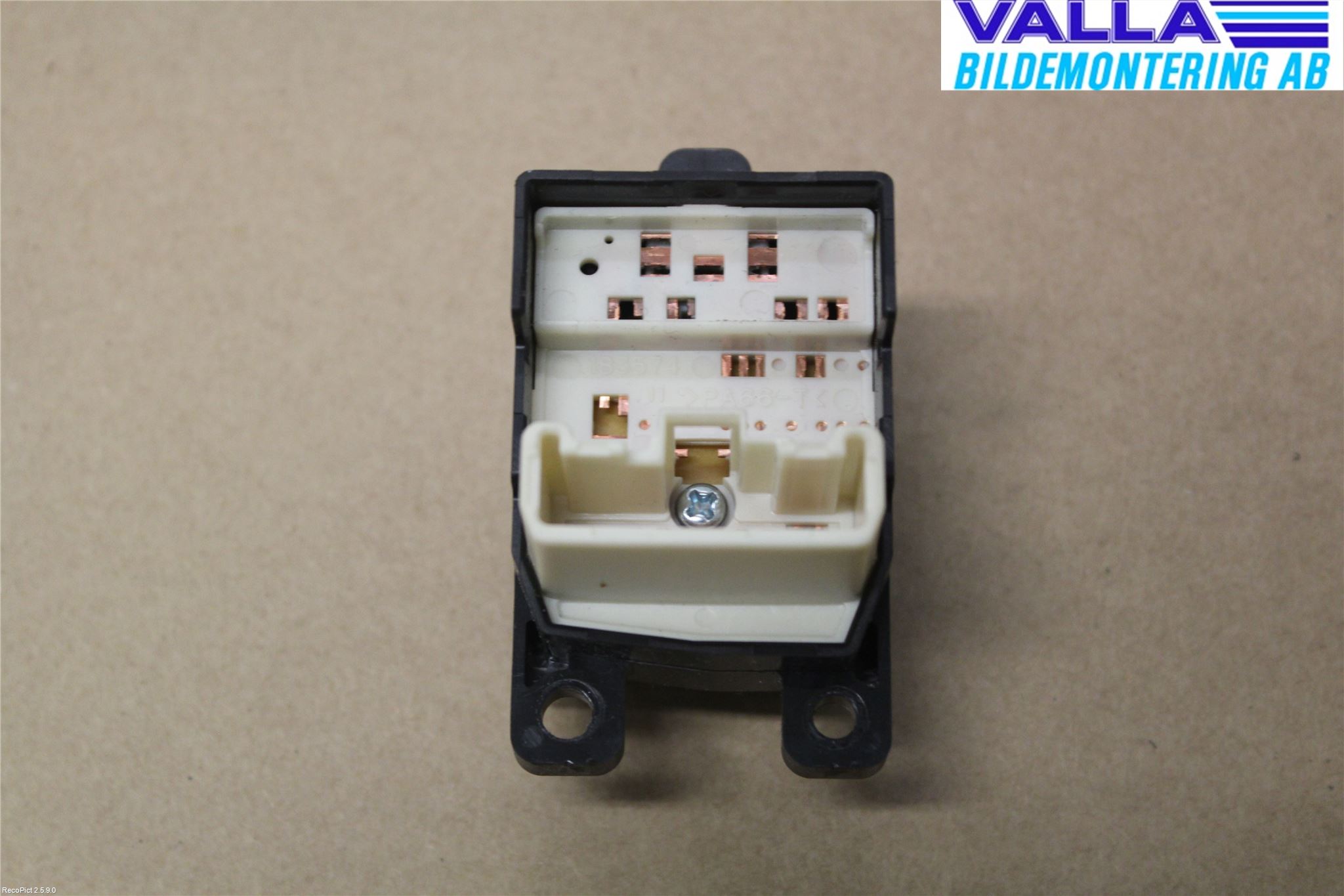 Mazda 6 02-08 Strömställare Spegel