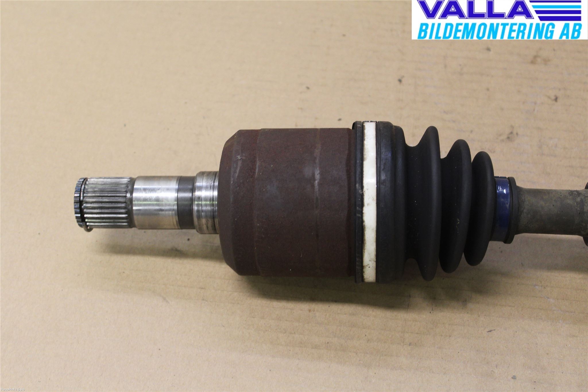 Mazda 6 02-08 Drivaxel Fram Vänster