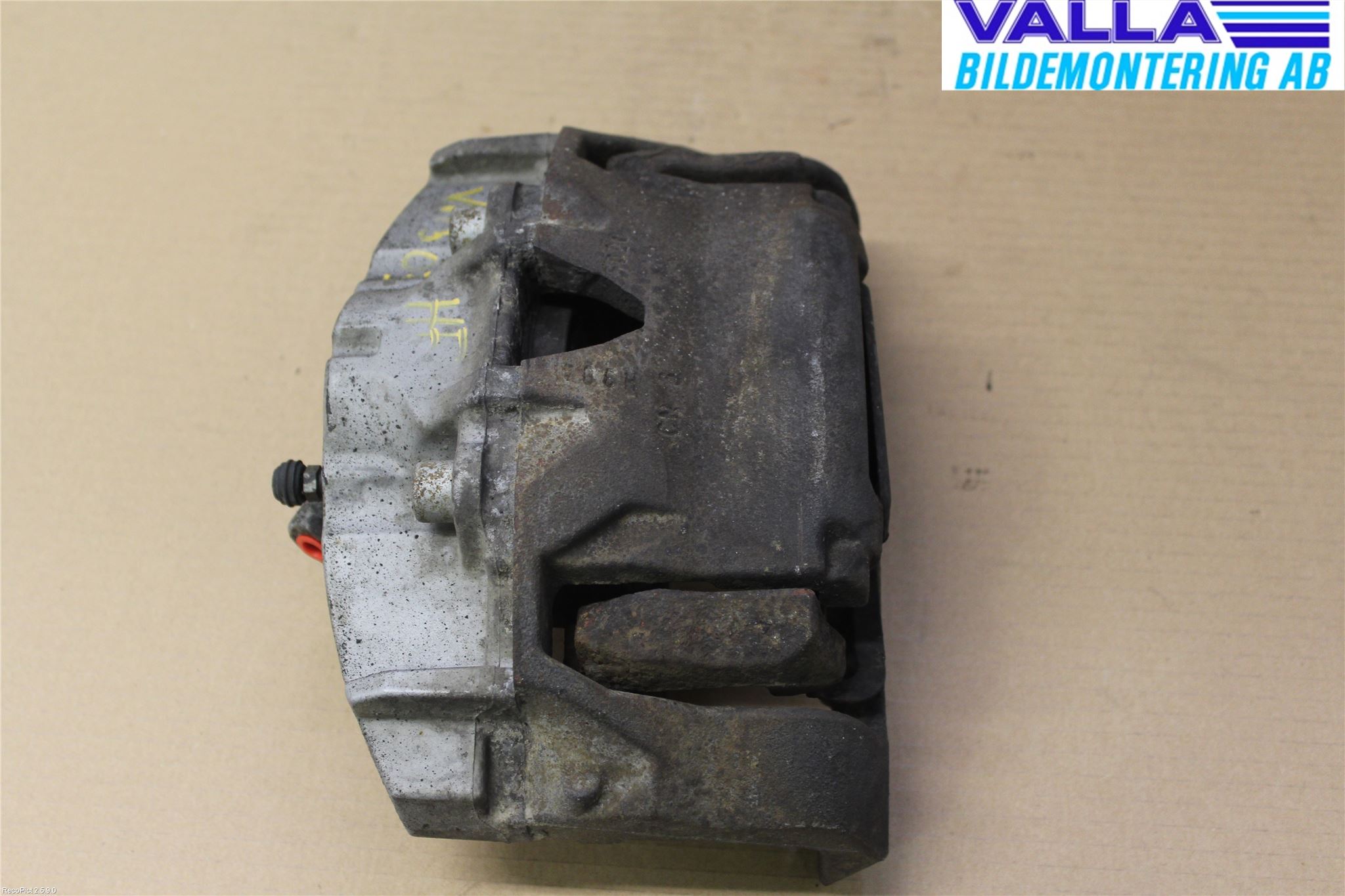 Volvo V70 08-13 Bromsok Fram Höger