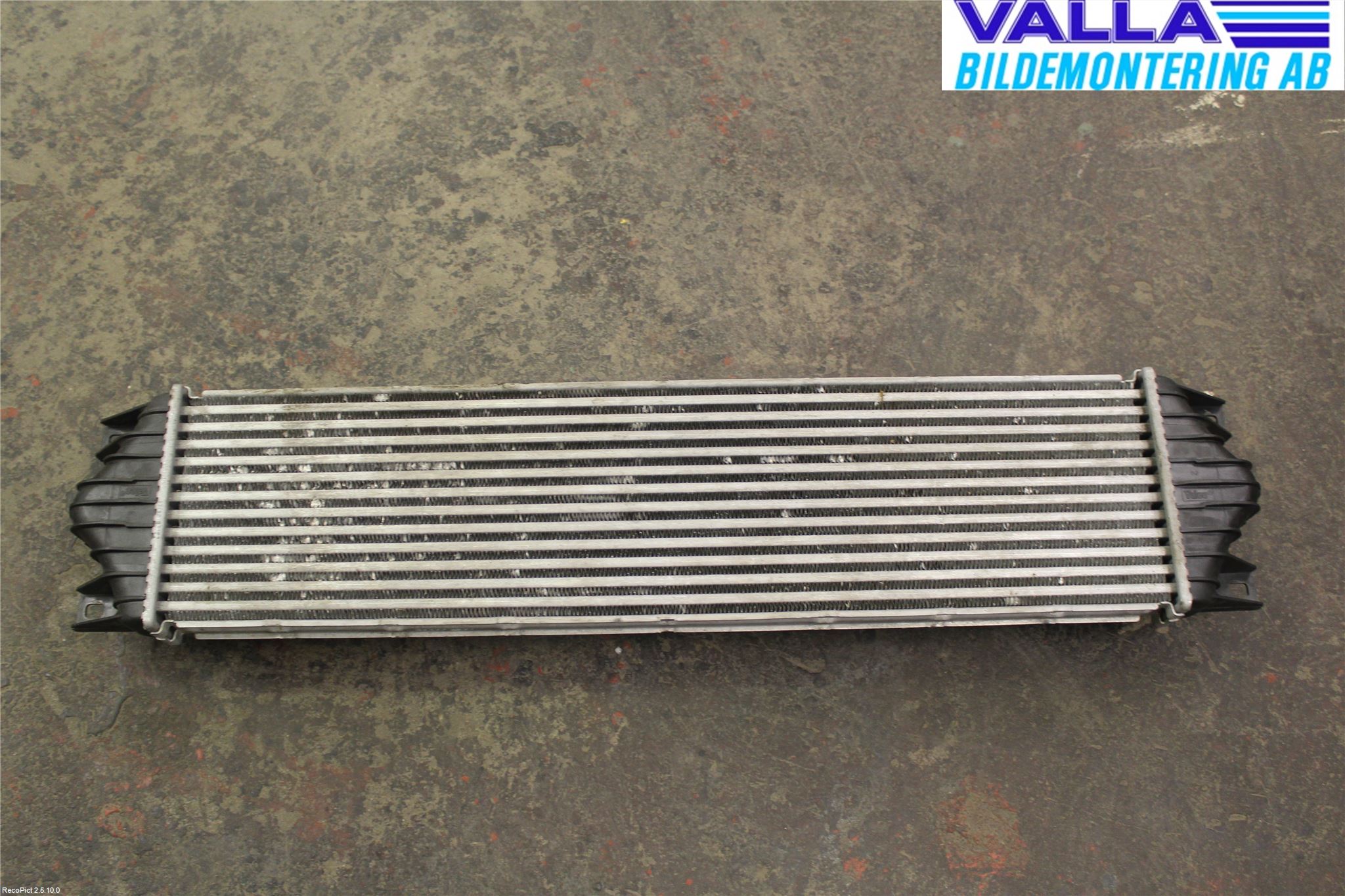 Renault MASTER III  04-10 Laddluft-Intercooler Kyl