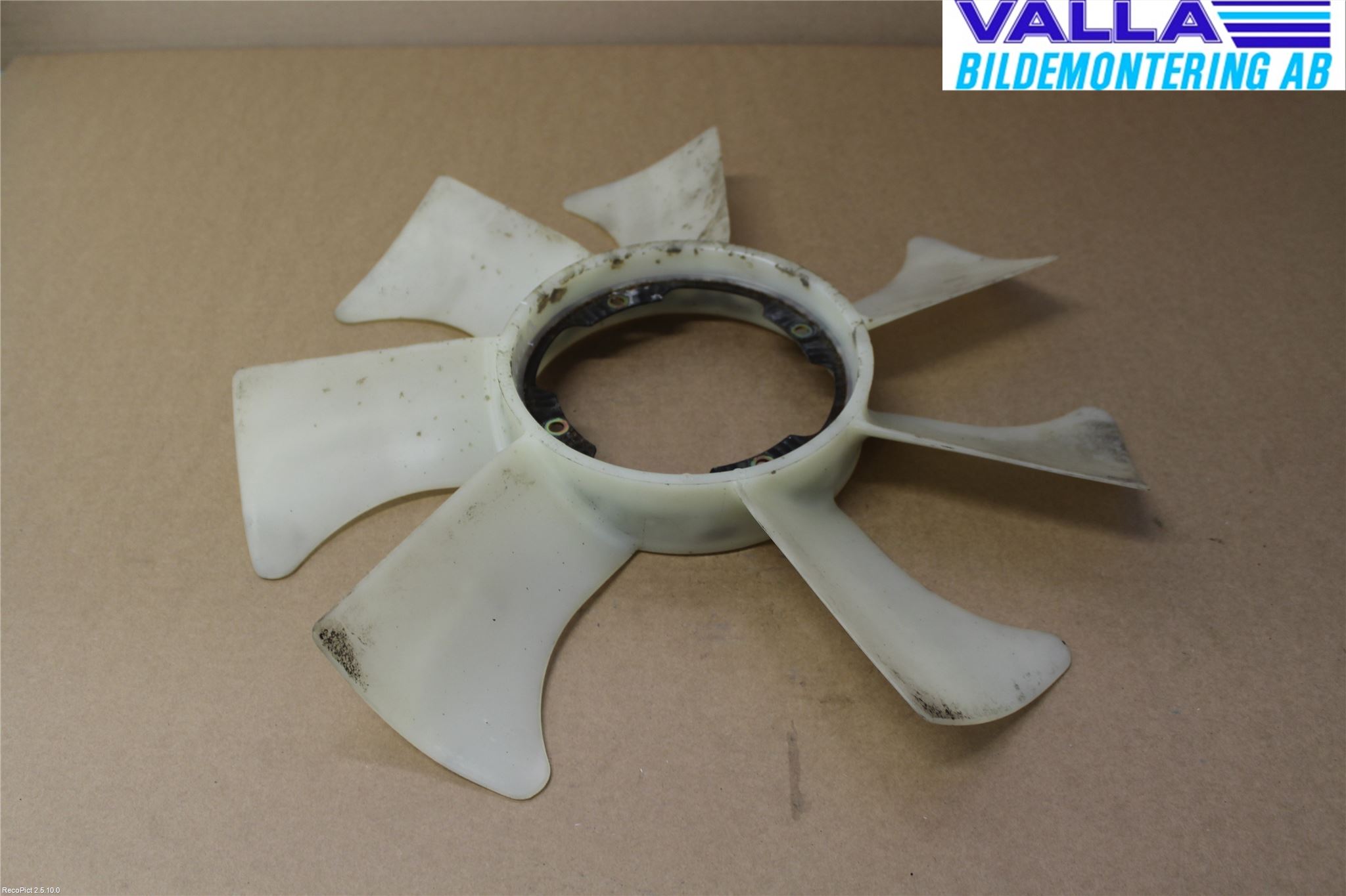 Nissan NAVARA 98-05 Kylfläkt-Vinge