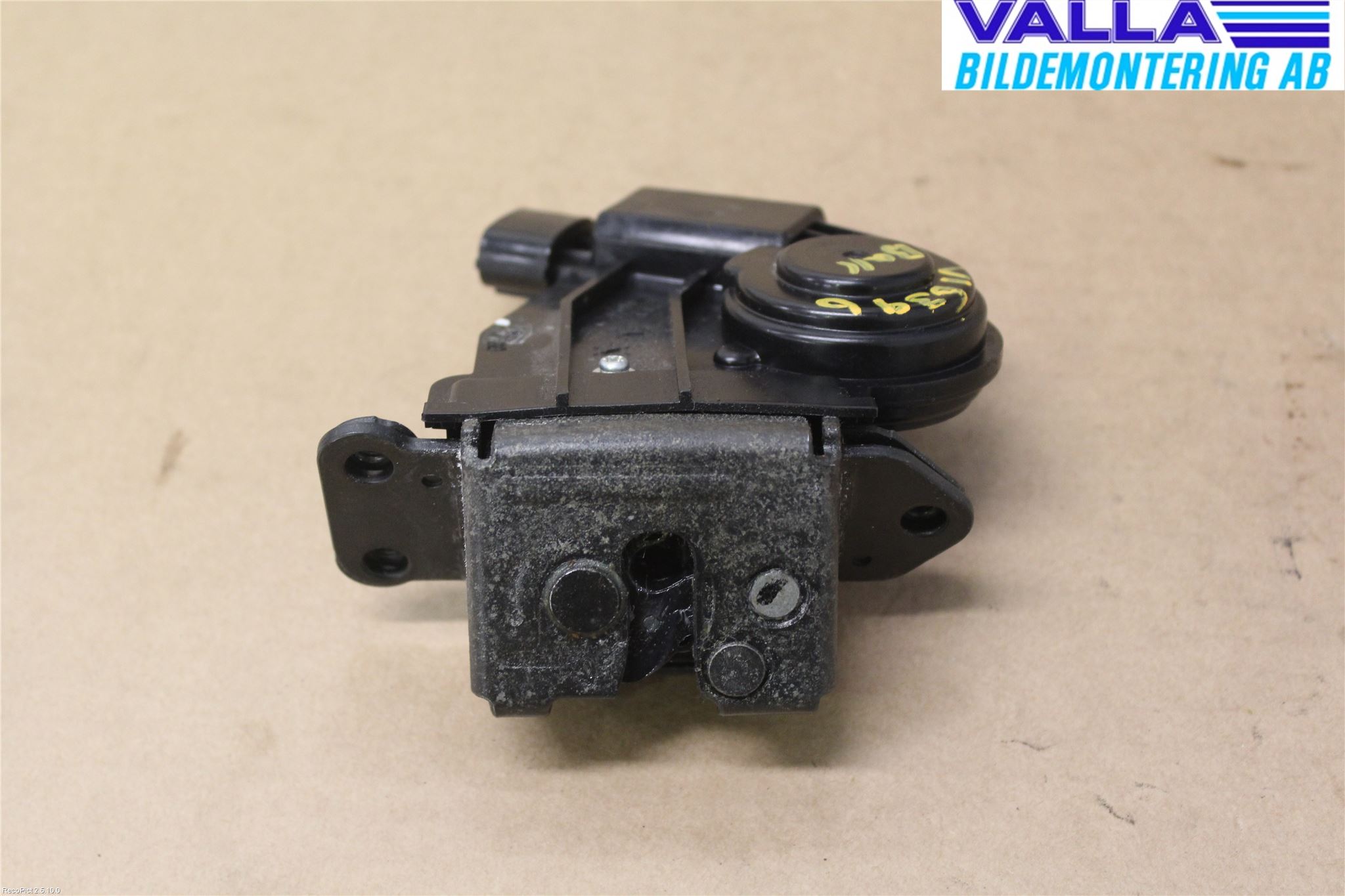 Toyota iQ Låskista Baklucka