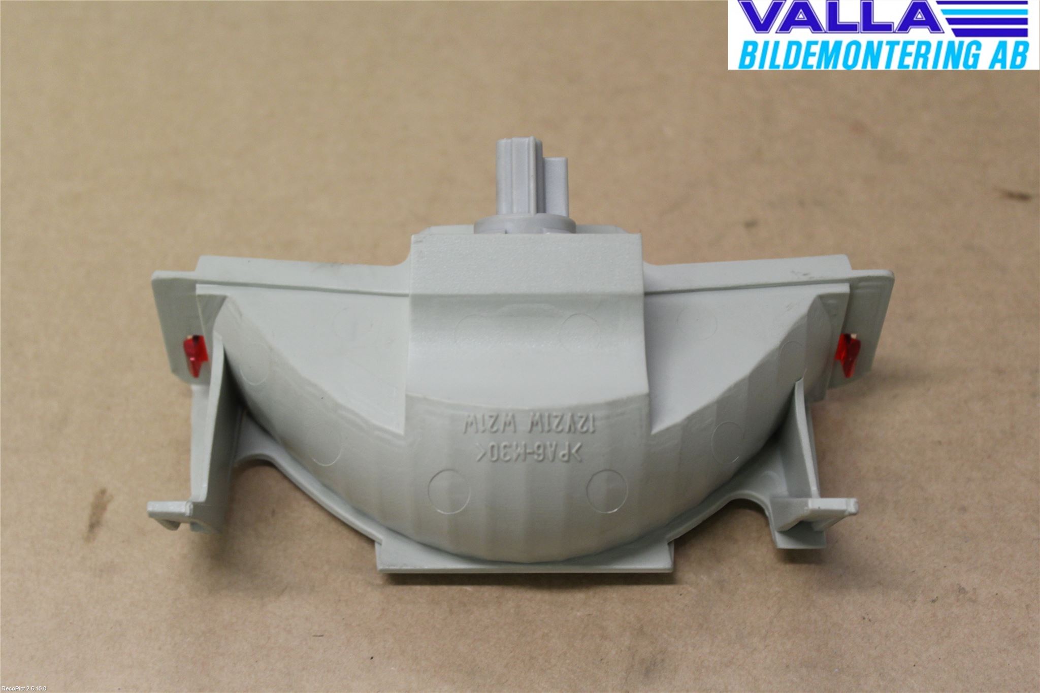 Lexus LS 430 01-06 Bromsljus Bakruta