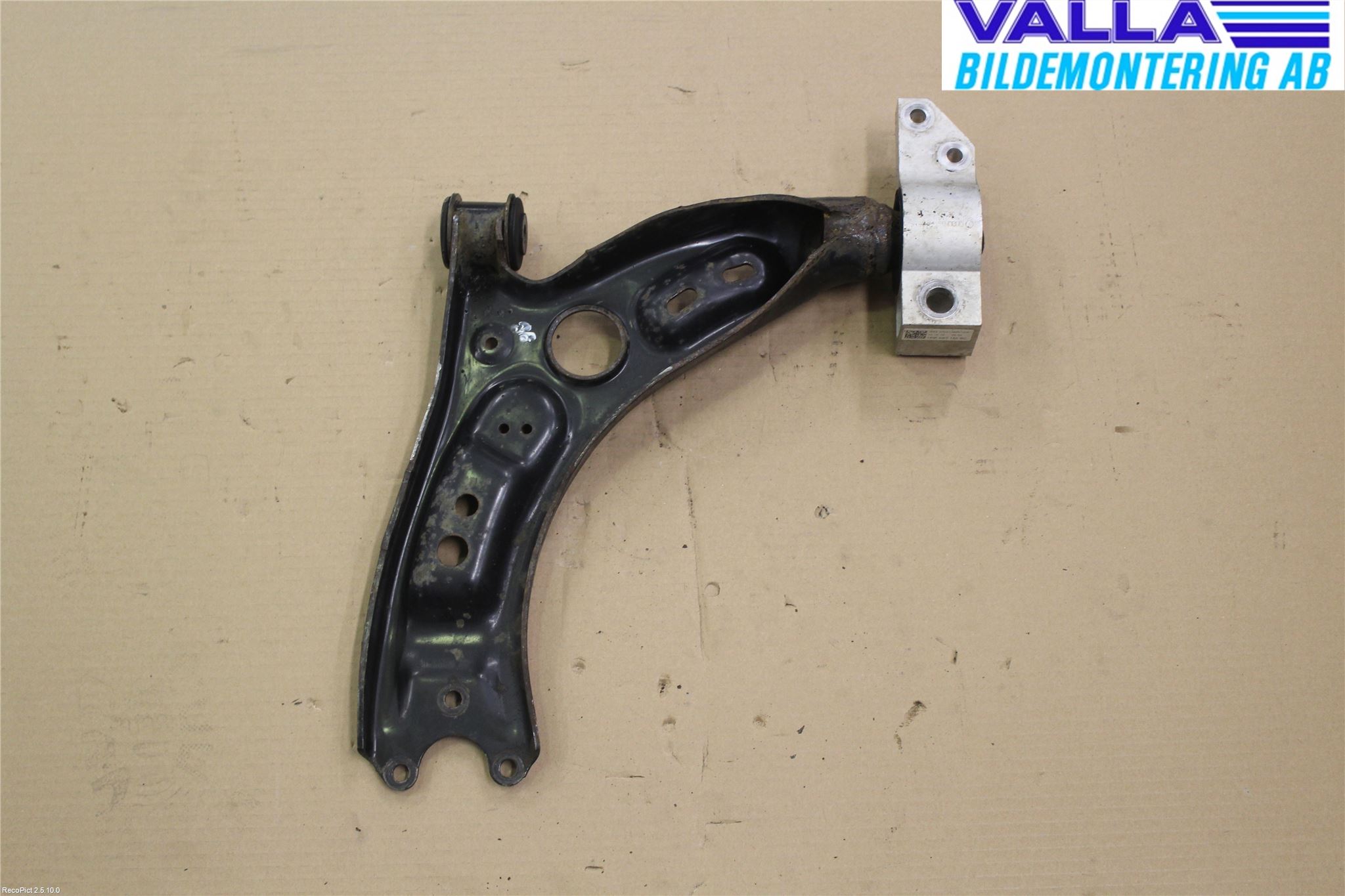 Skoda OCTAVIA (1Z) 05-13 Bärarm Fram Undre Hö