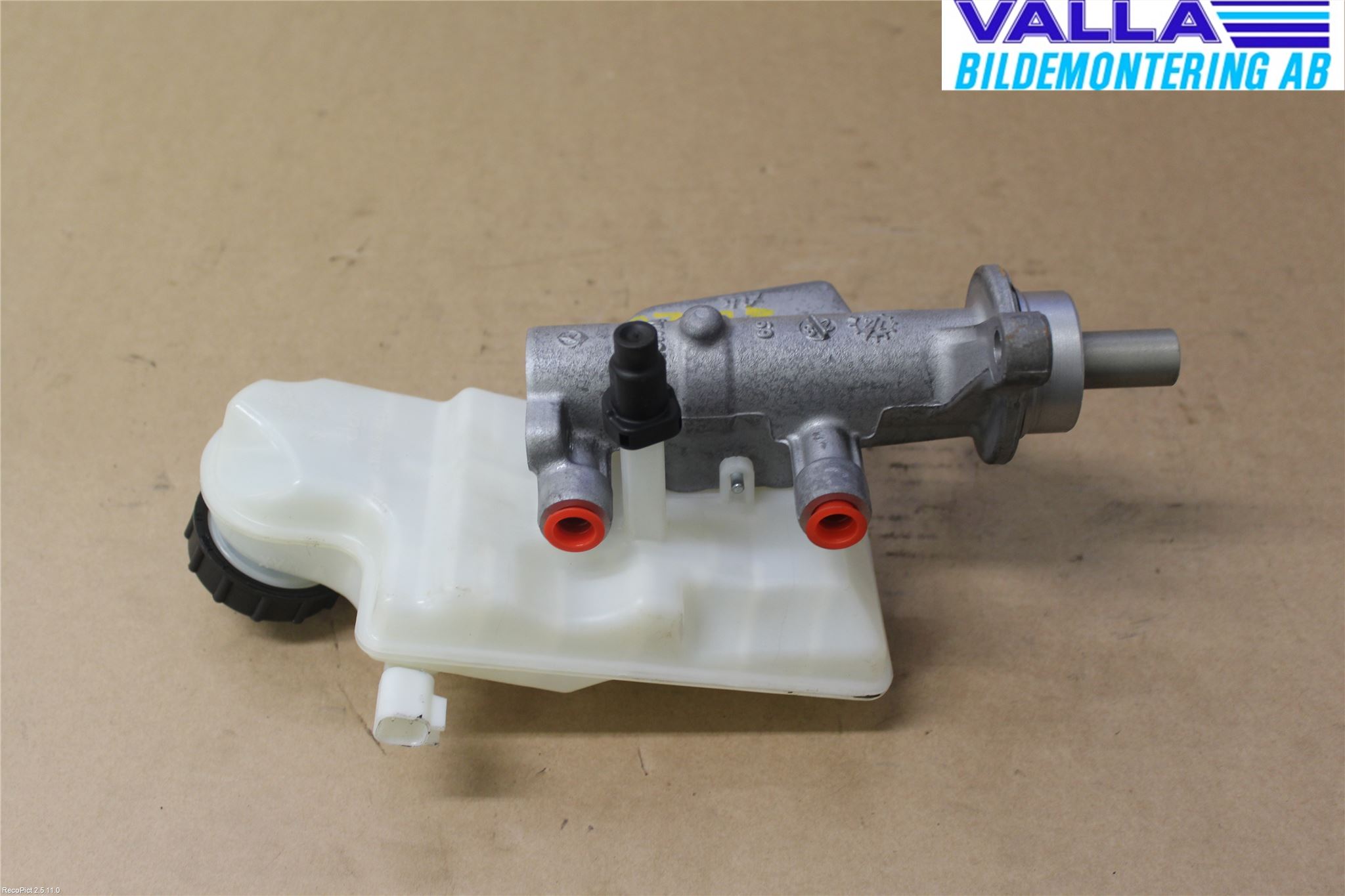 Volvo V40 CROSS COUNTRY 13-19 Broms Huvudcylinder