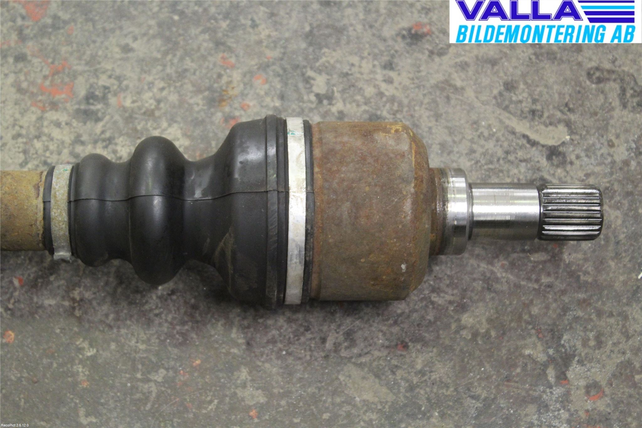 Citroen C4 I   05-10 Drivaxel Fram Vänster