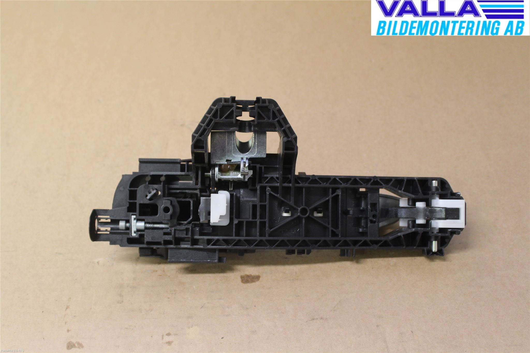 Mercedes-Benz MB GLA-KLASS (X156) 13-20 Dörrhandtag Yttre Hö