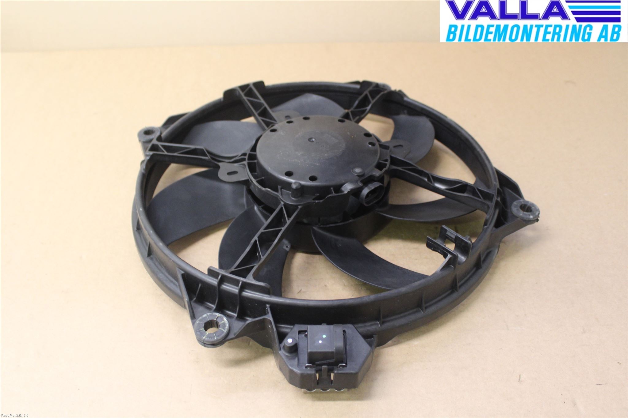 Renault MEGANE III 09-15 Kylfläkt El