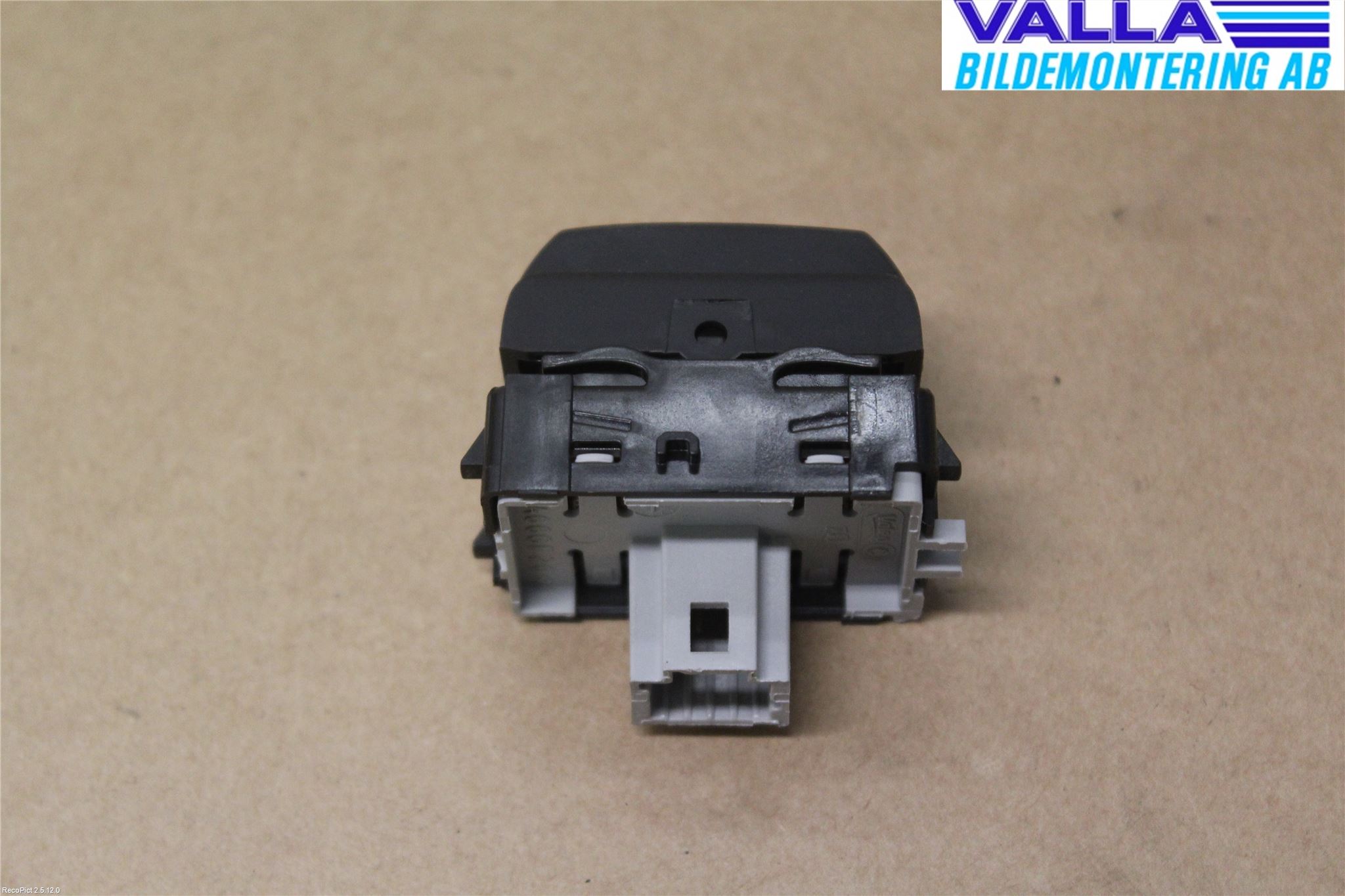 Renault MEGANE III 09-15 Strömställare Övrigt