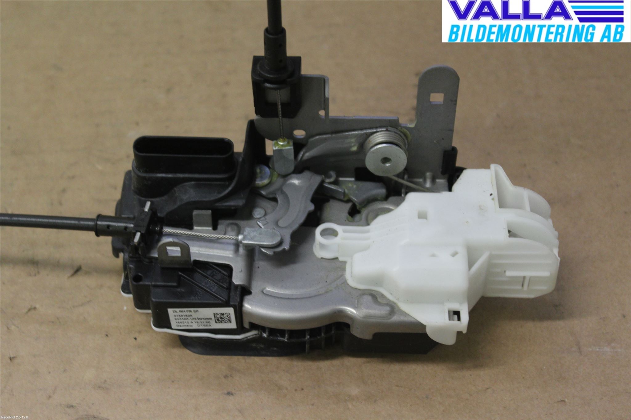 Volvo V40 12-19 Låskista-Dörrlås