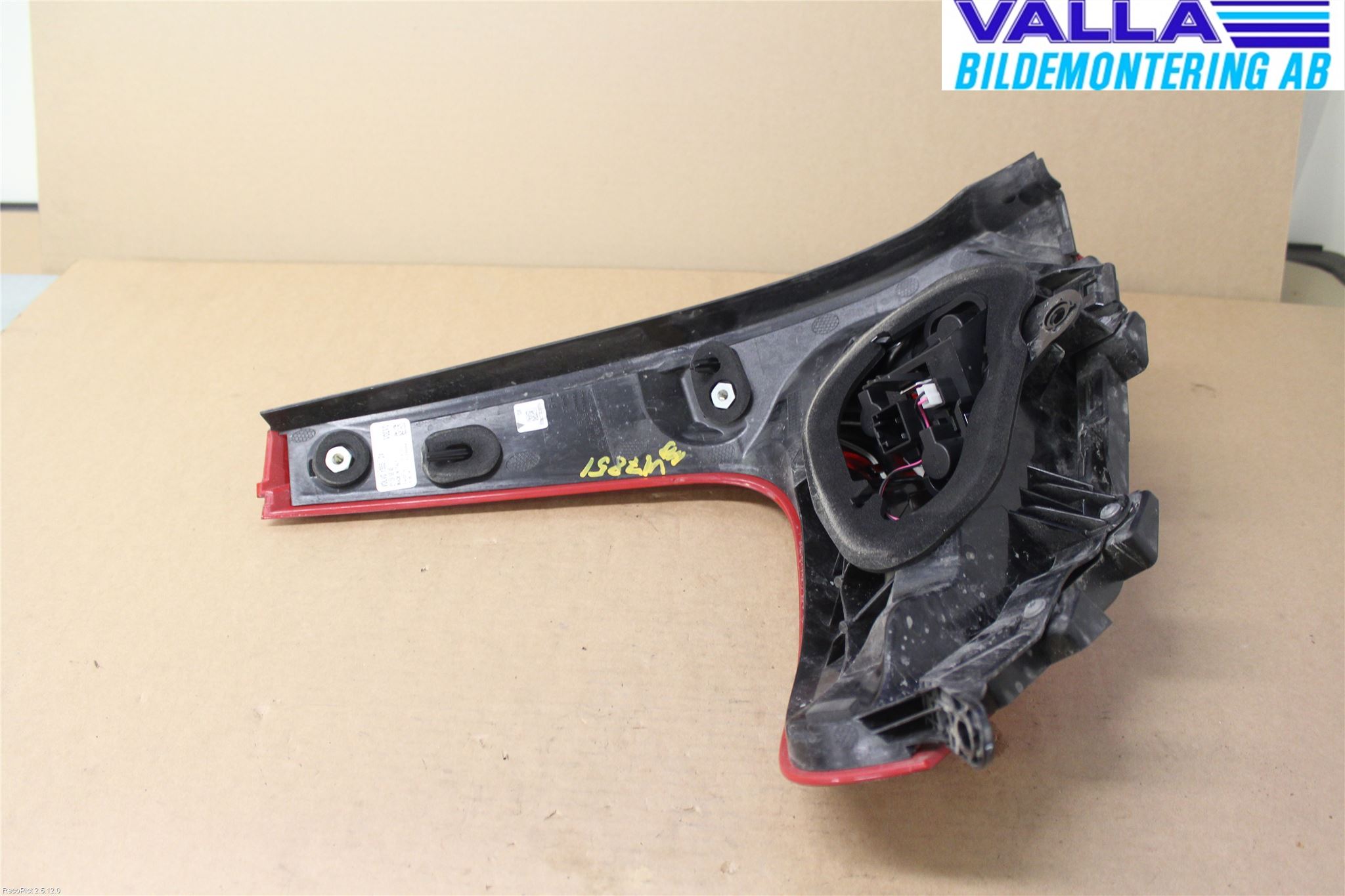 Volvo V40 12-19 Bakljus Höger