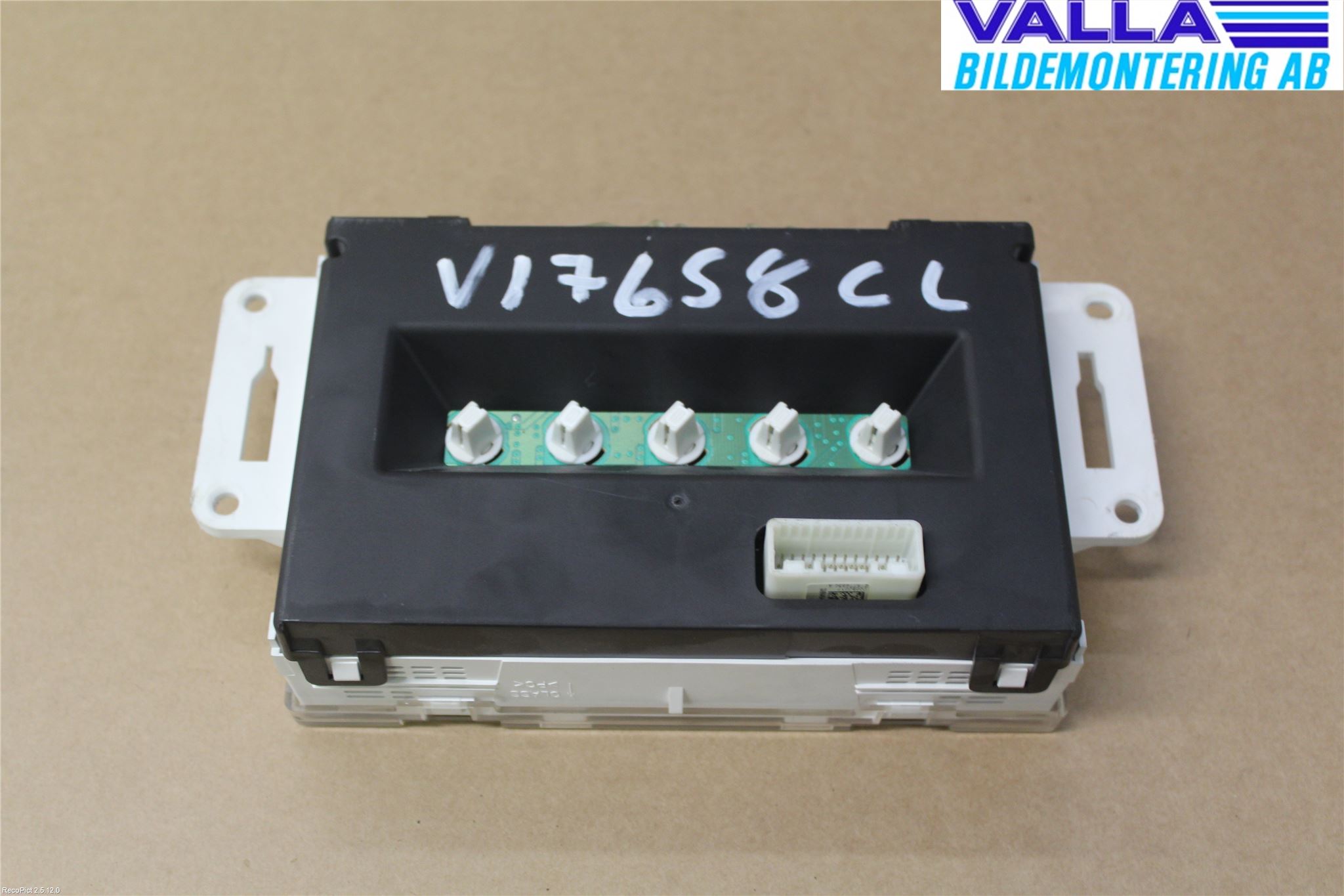 Nissan ALMERA    00-06 Kontrolldisplay