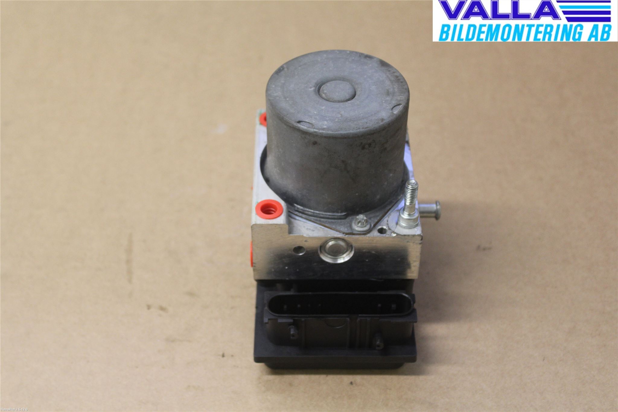 Nissan ALMERA    00-06 Abs Hydraulaggregat